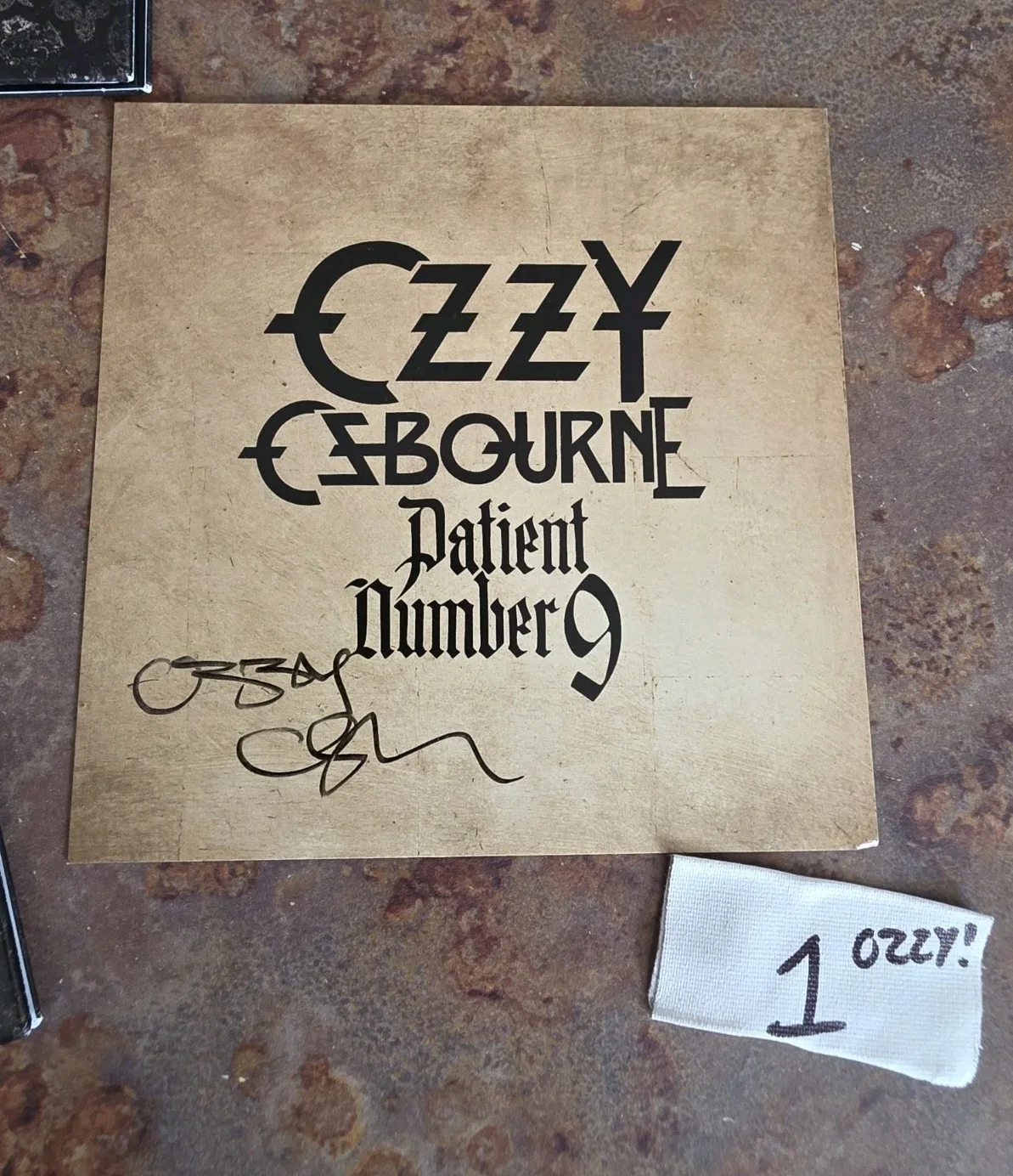 OZZY OSBOURNE AUTOGRAPHED PATIENT NUMBER 9 CD INSERT SIGNED With CD And Booklet, image 2