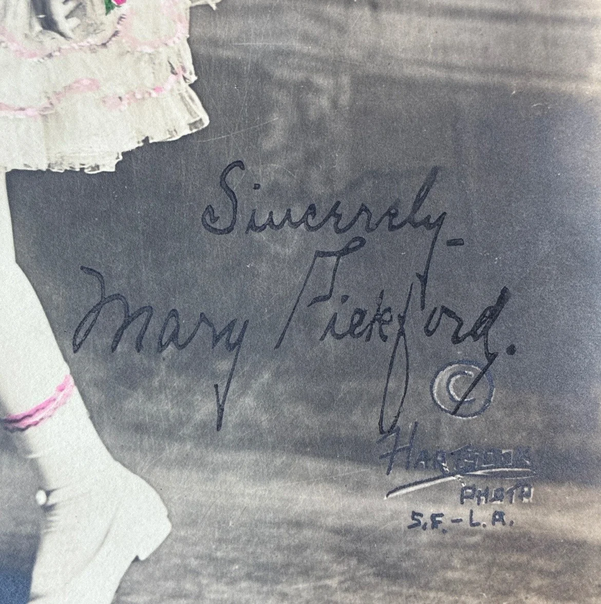 Signed Mary Pickford Hand Colored Silent Film Portrait Photograph c.1910, изображение 2