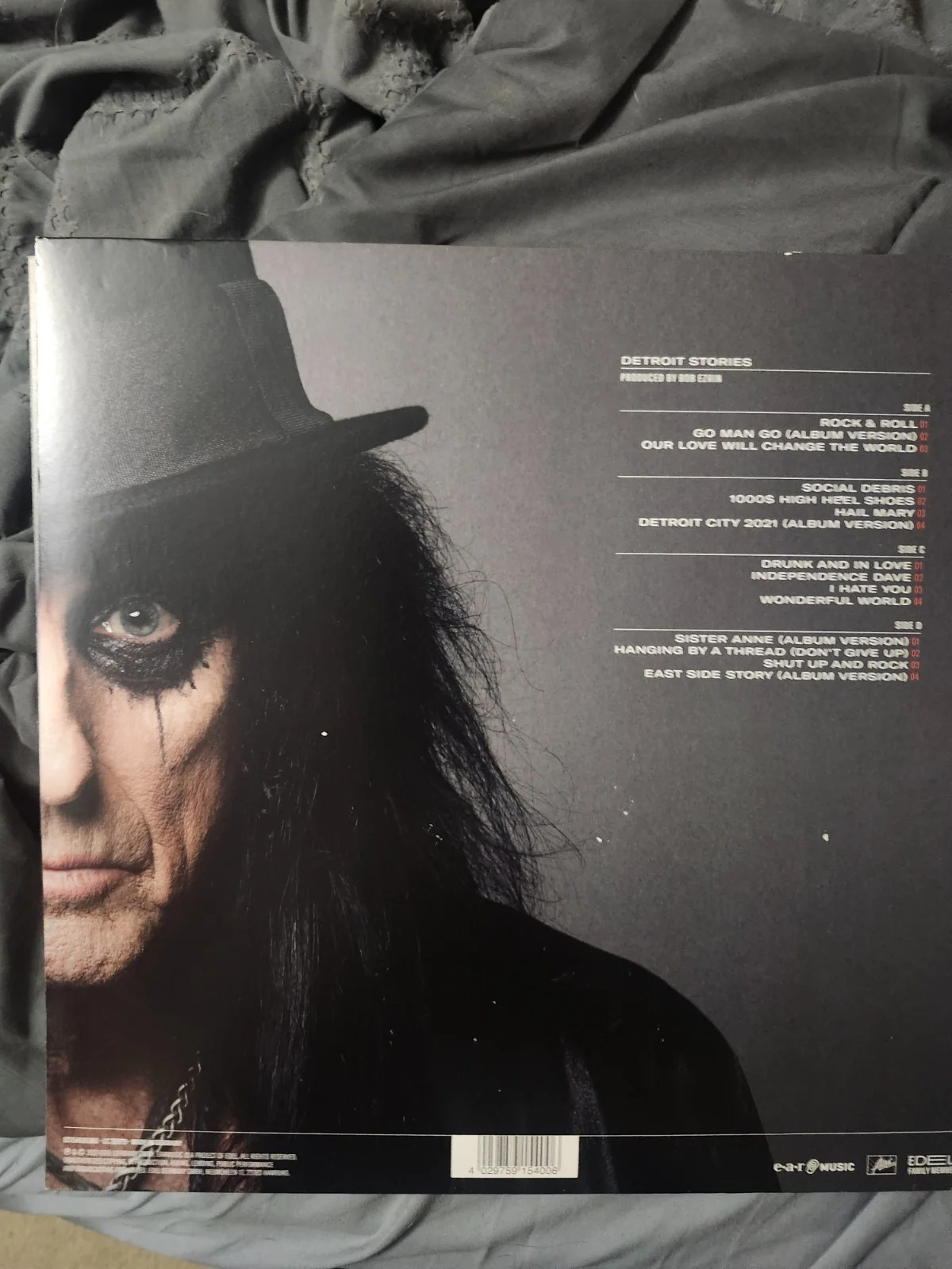 Alice Cooper signed Auto Detroit Stories LP Vinyl Record NICE never played, image 3