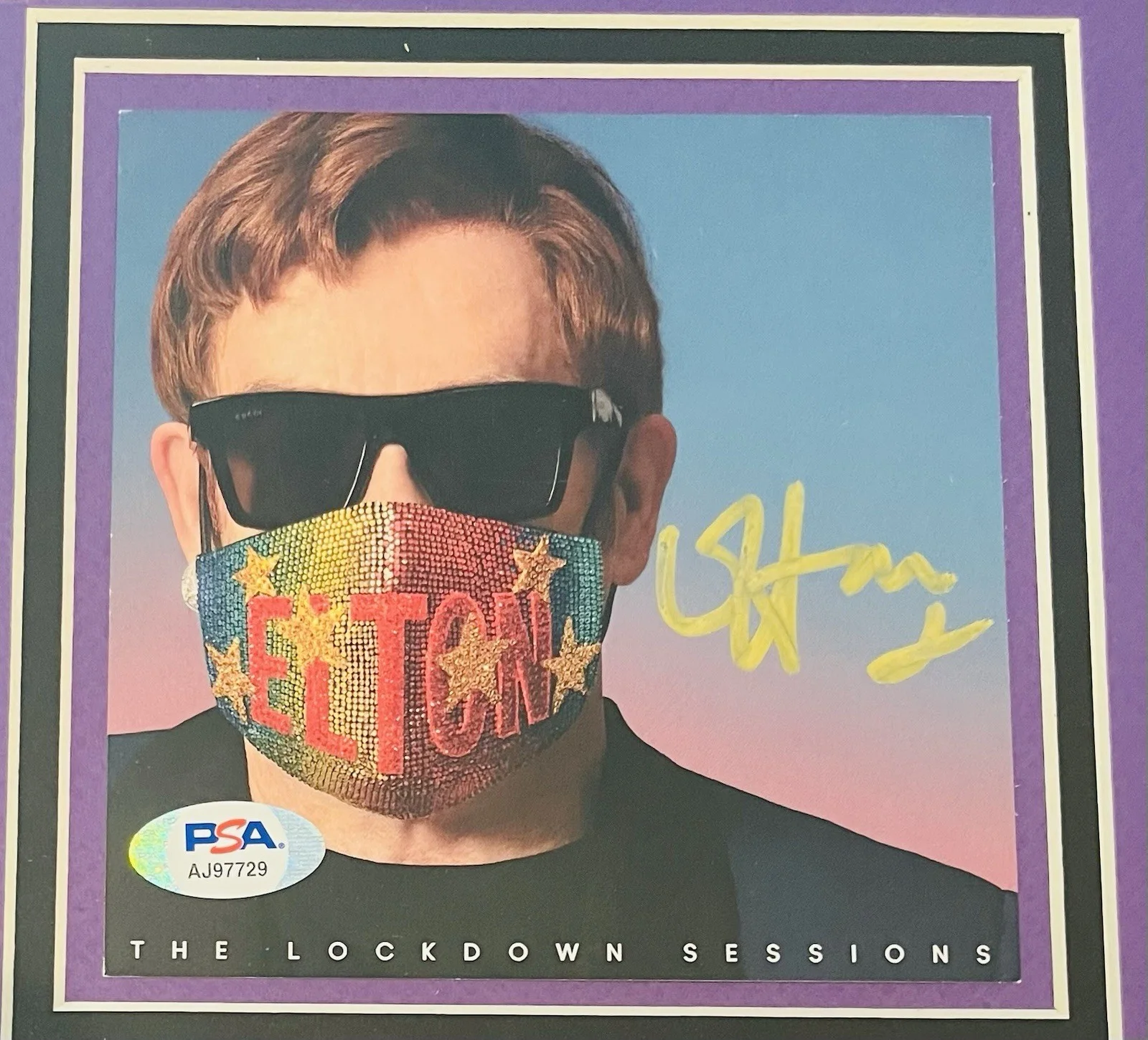 Elton John Signed The Lockdown CD Framed 13x18 Nice Autograph PSA/DNA, image 2