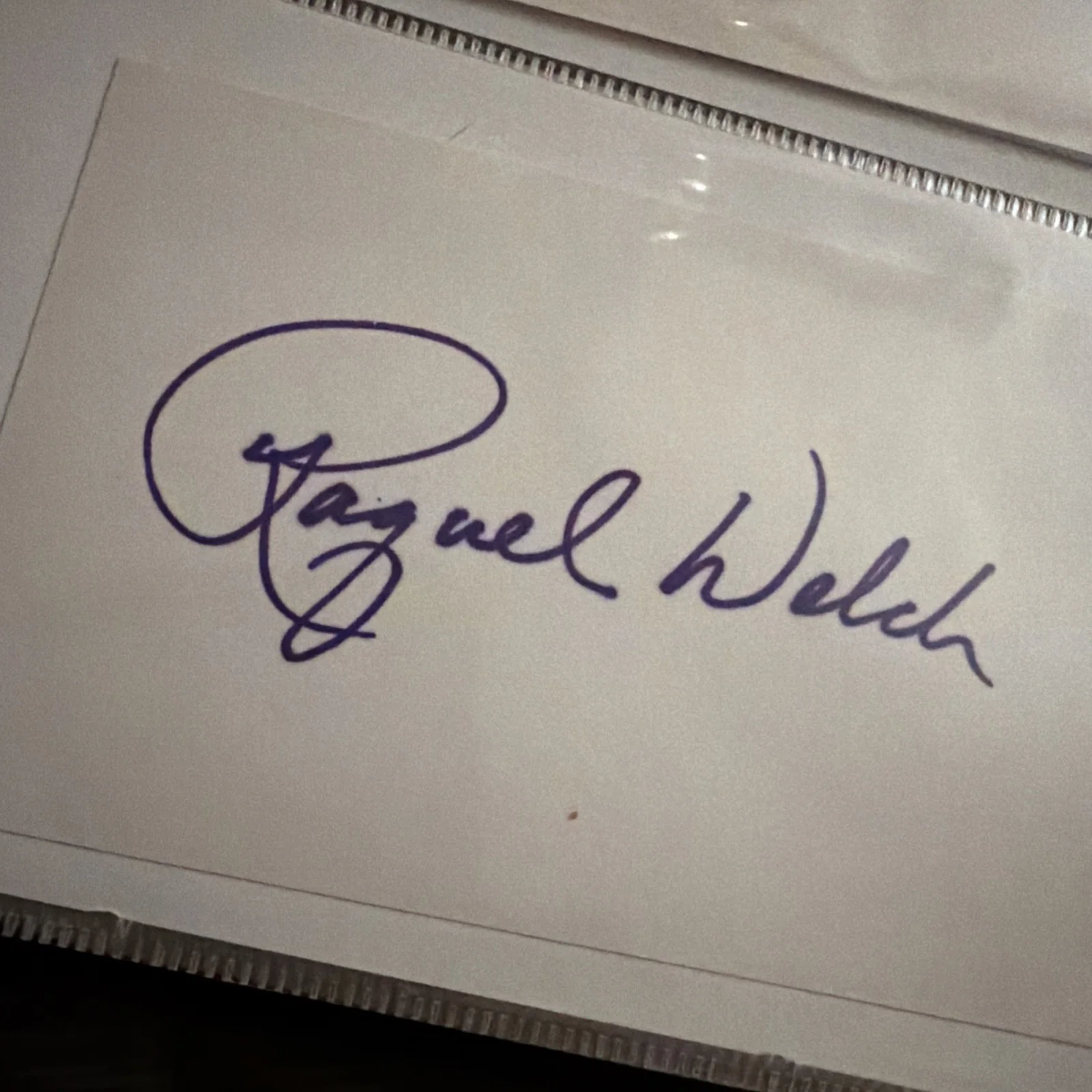 Raquel Welch Signed Index Card Autograph Vintage Bold Signature Cut 70s Icon, image 3