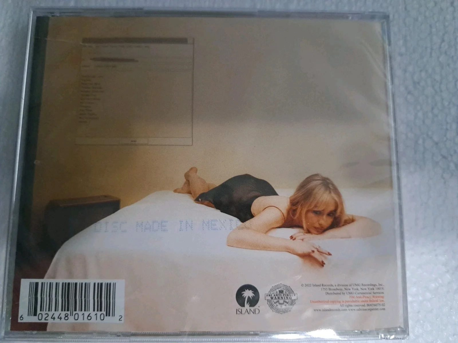 Sabrina Carpenter Emails I Can't Send Signed CD & Booklet Original Music, изображение 3