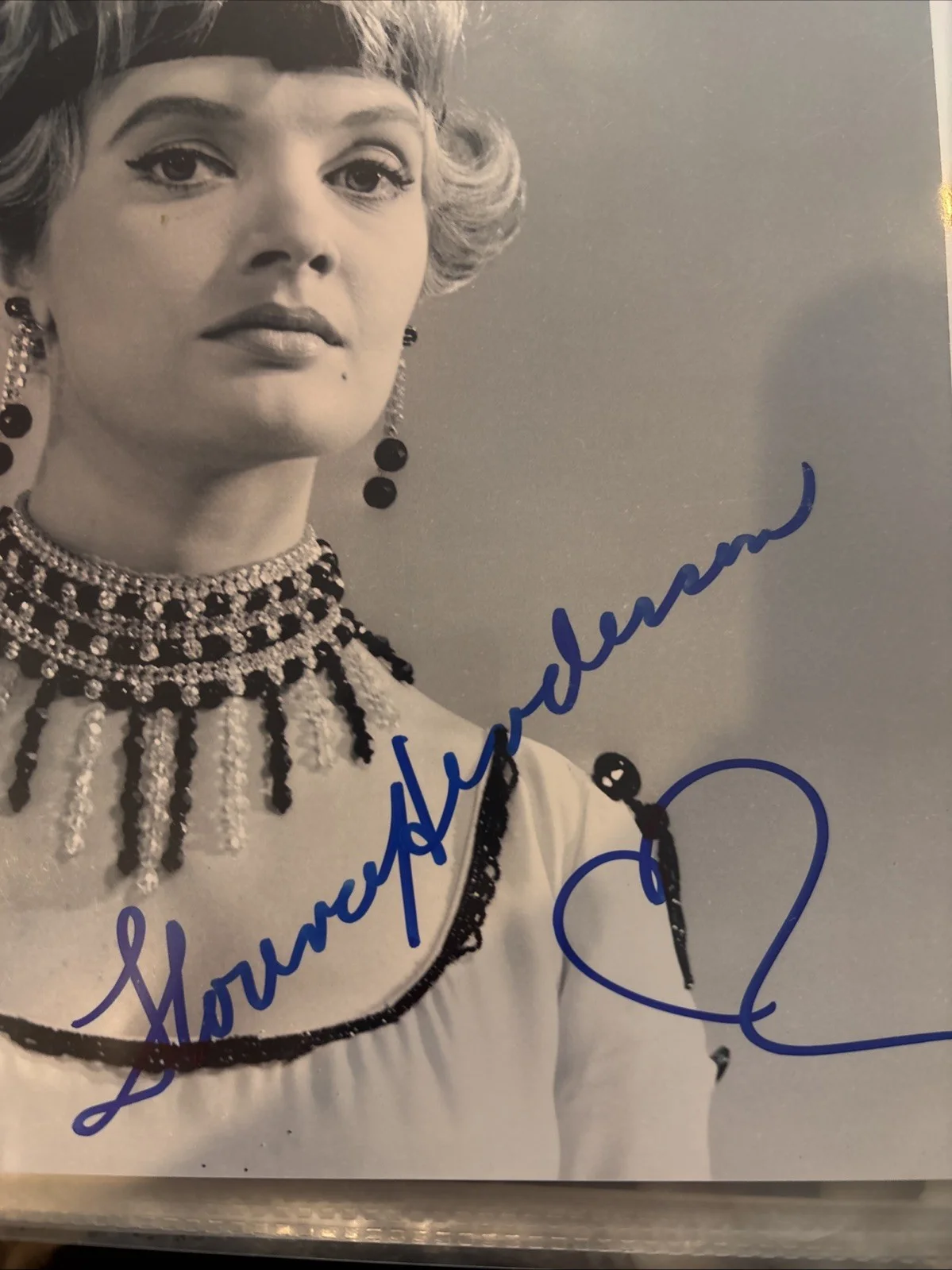 Florence Henderson — Florence Henderson SIGNED AUTOGRAPHED 8” X 10”Photo The Brady Brunch PSA Certed, image 2