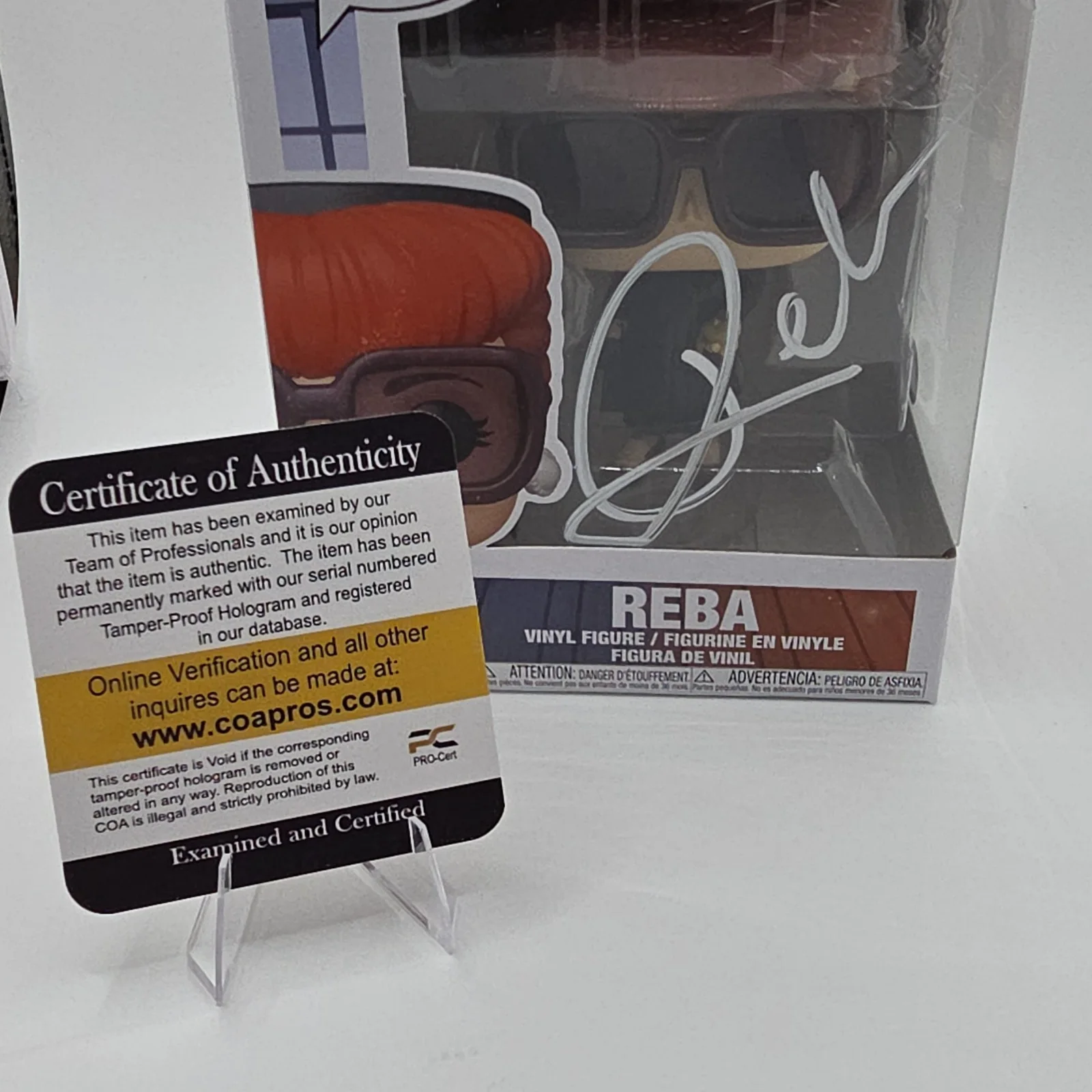 Reba — Funko Pop! Rocks Reba #494 Autographed Vinyl Figure PRO-Cert COA, image 2
