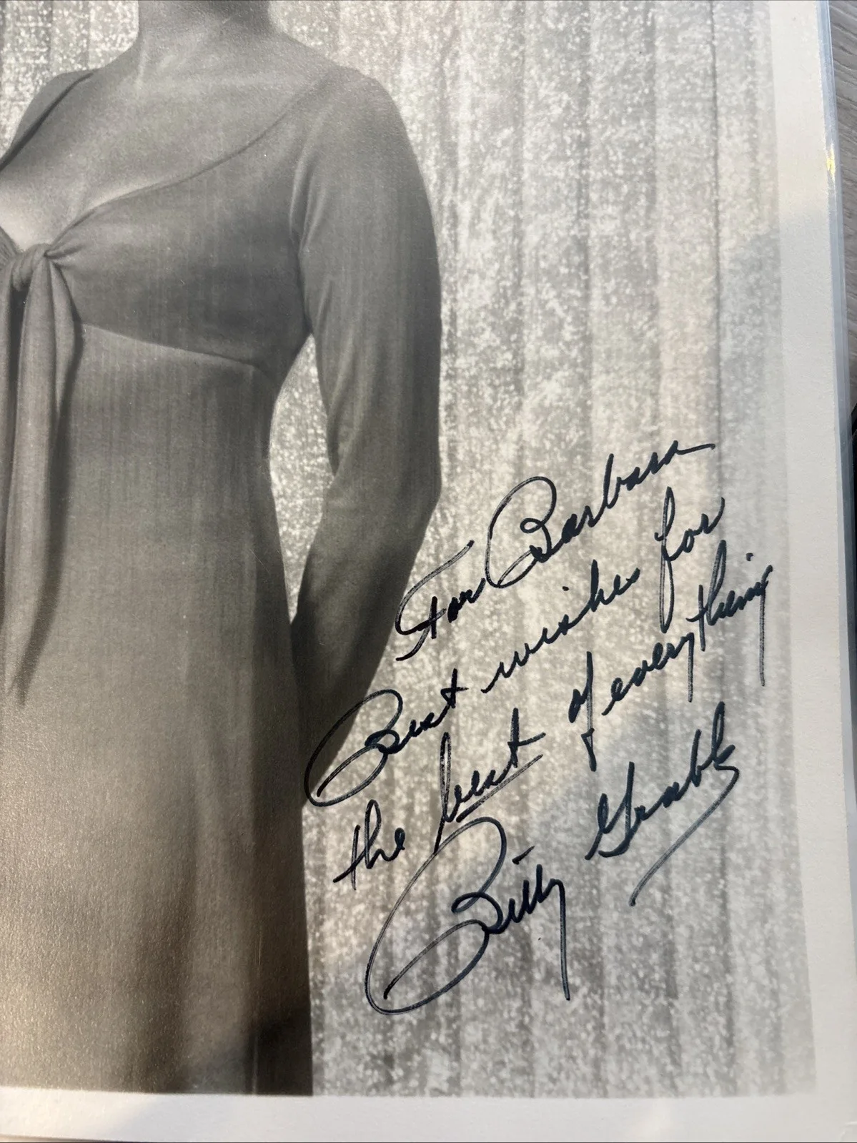 Betty Grable Rare Very Early Autographed 8/10 Photo 40s Wake Up Screaming, изображение 2
