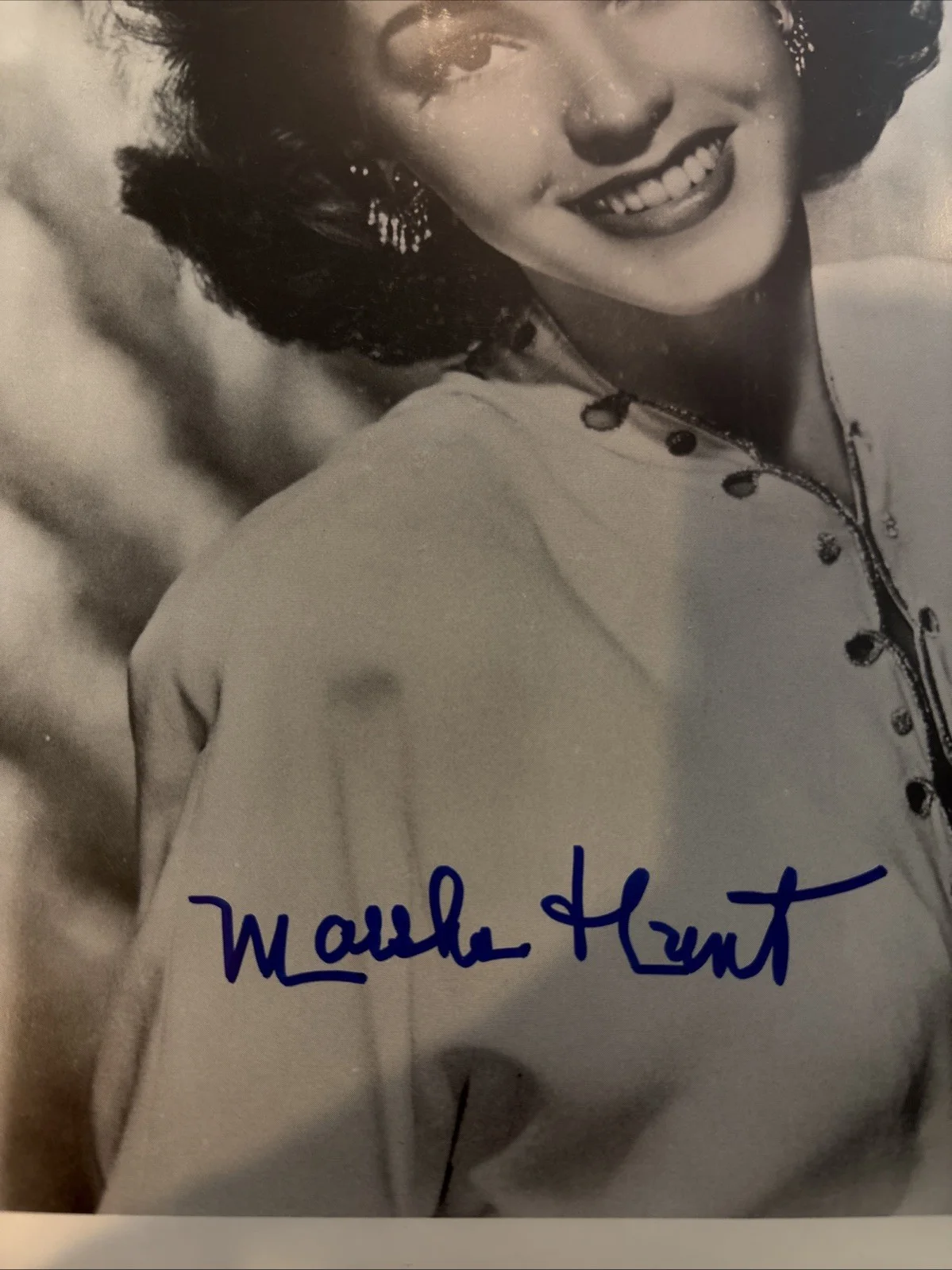 MARSHA HUNT - excellent 8 x 10" b/w signed photo, image 2