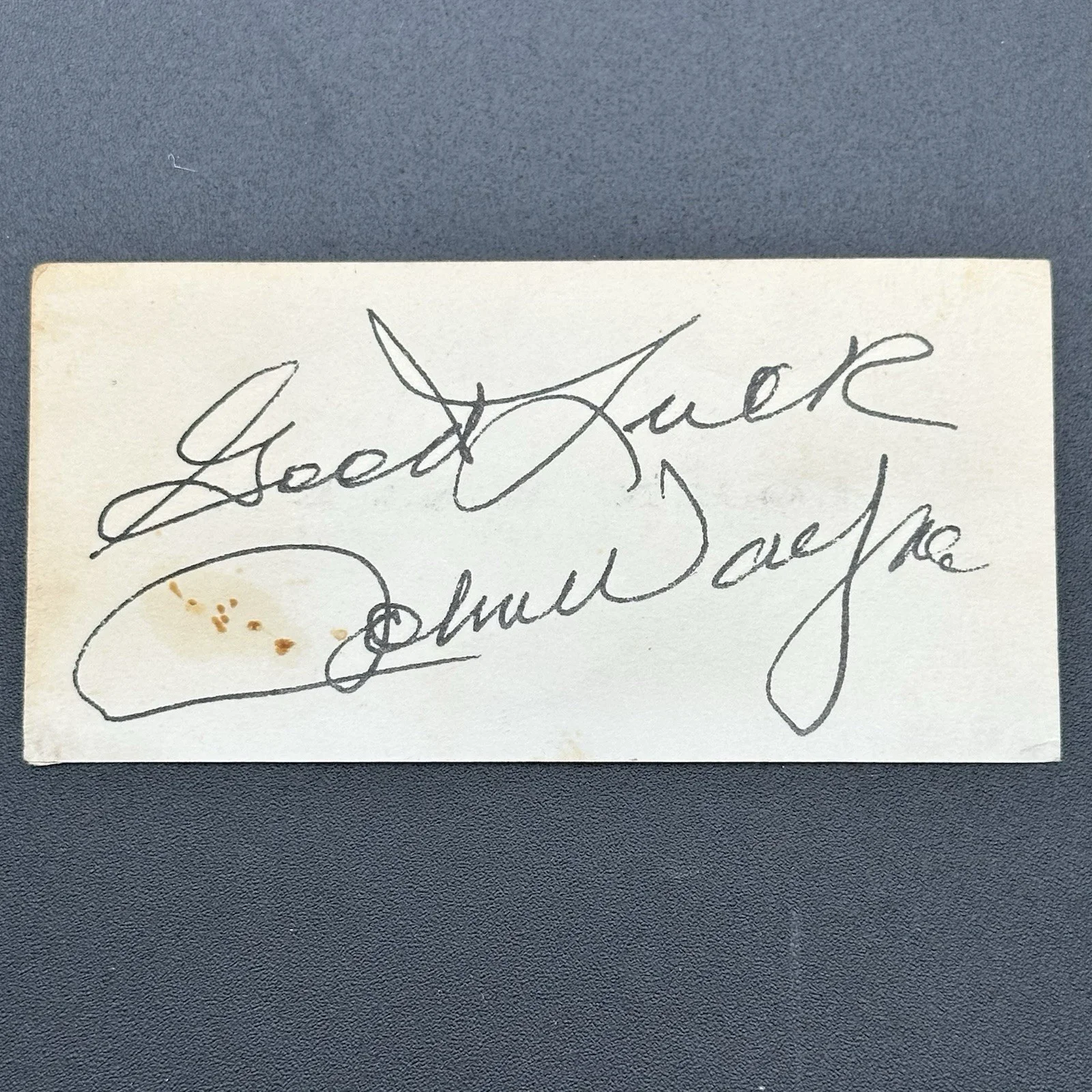 JOHN WAYNE “GOOD LUCK” SIGNED AUTOGRAPH CALLING CARD SIGNATURE VERY COLLECTIBLE, image 2