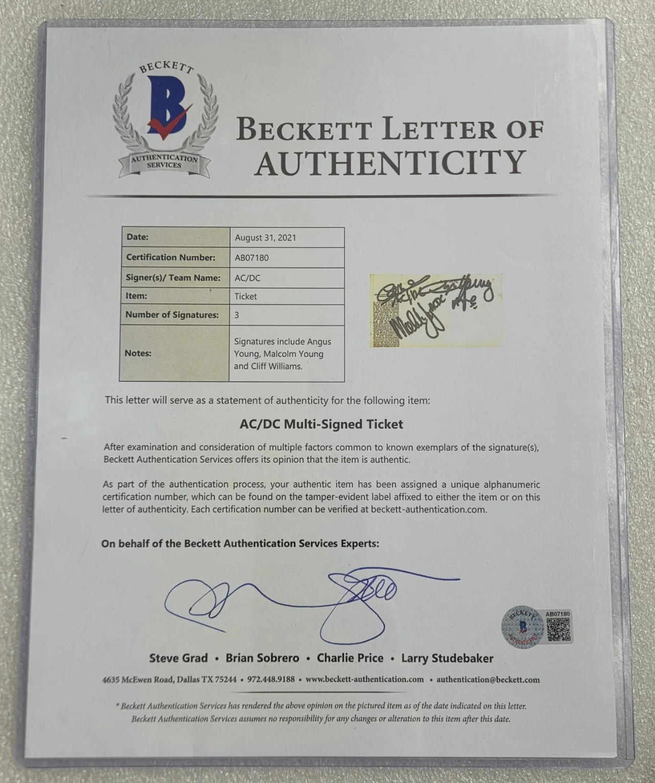 AC/DC SIGNED PHOTO BECKETT LOA BAS COA FULL LETTERS AUTOGRAPHED BAND, image 5