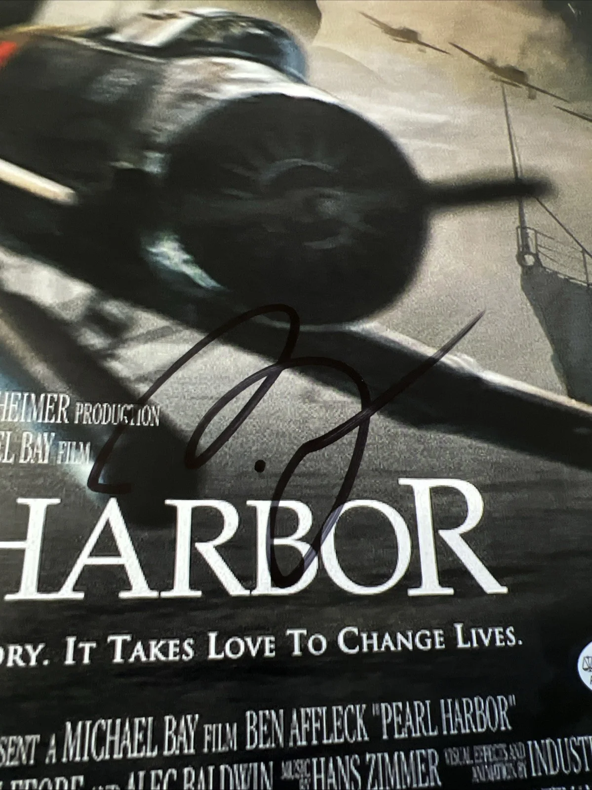 Ben Affleck — Ben Affleck Signed 12x18 Pearl Harbor Movie Poster JSA Coa Autographed, image 2