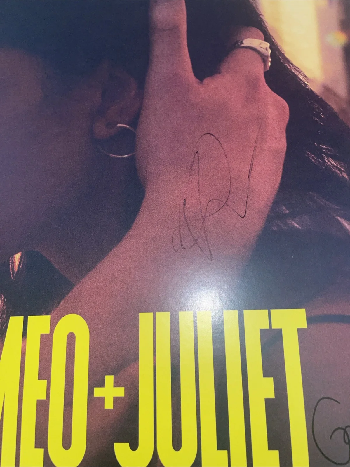 Kit Connor Signed Romeo And Juliet Broadway Poster Heart Stopper Playbill, изображение 2