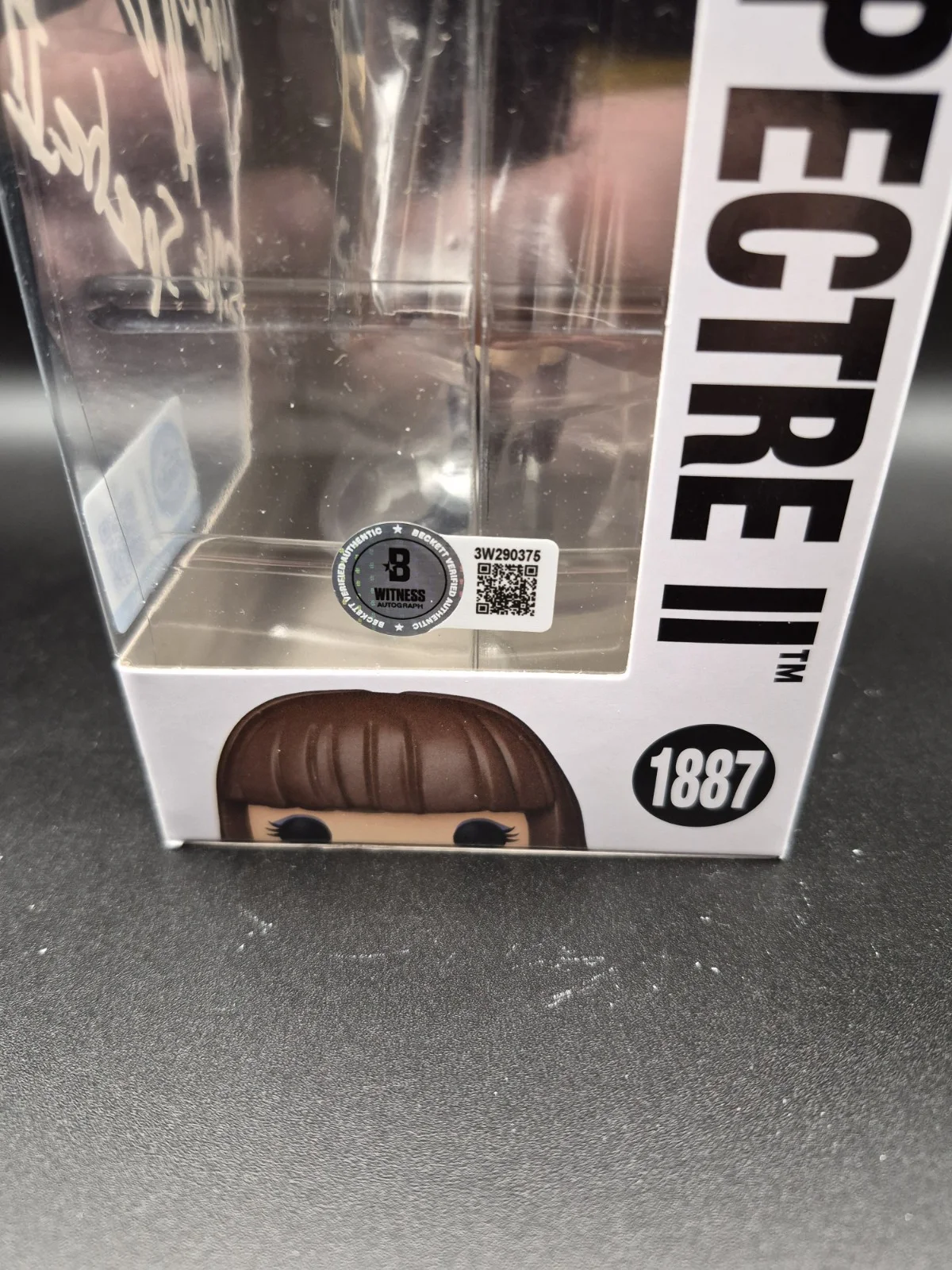 Malin Akerman — Malin Akerman Signed Silk Spectre Funko Watchmen Autograph Beckett Witness, изображение 3