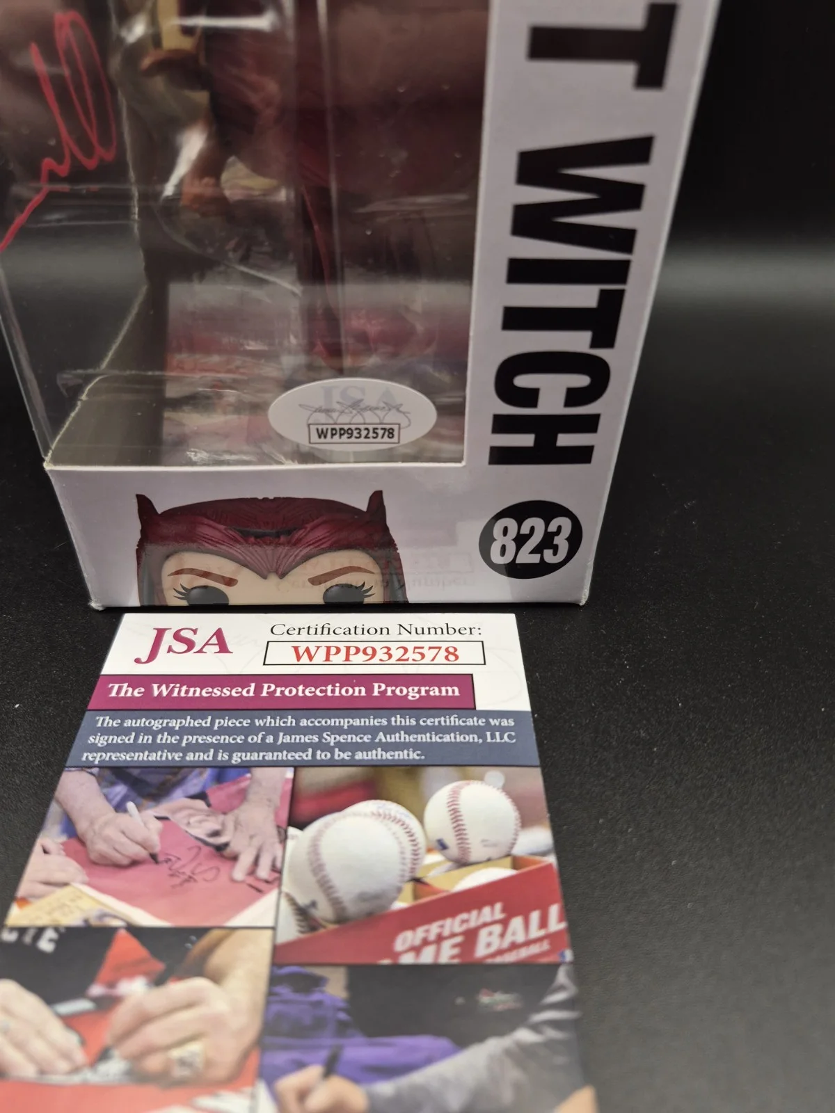 Elizabeth Olsen — Elizabeth Olsen Signed Scarlet Witch Wandavision Funko 823 JSA Witness, изображение 3