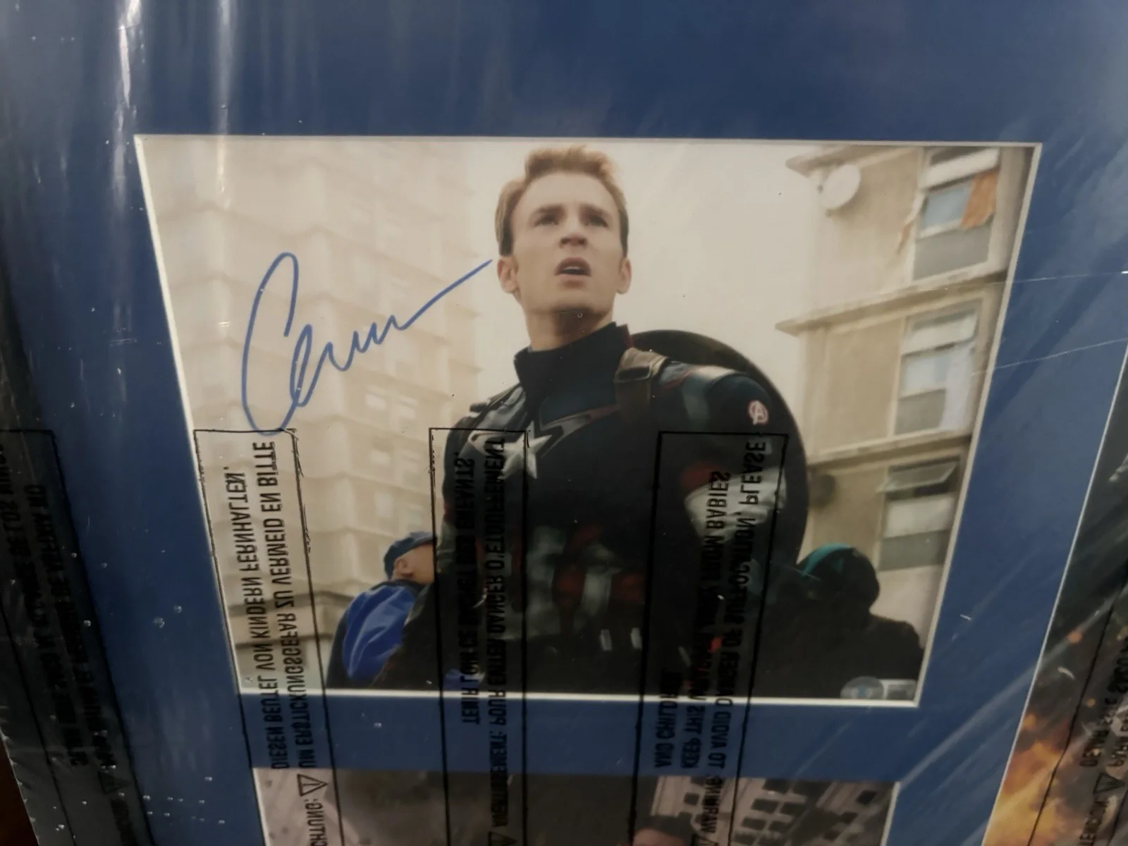 The Original Avengers Movie Cast and Stan Lee Signed Autograph Huge One Of One, изображение 3