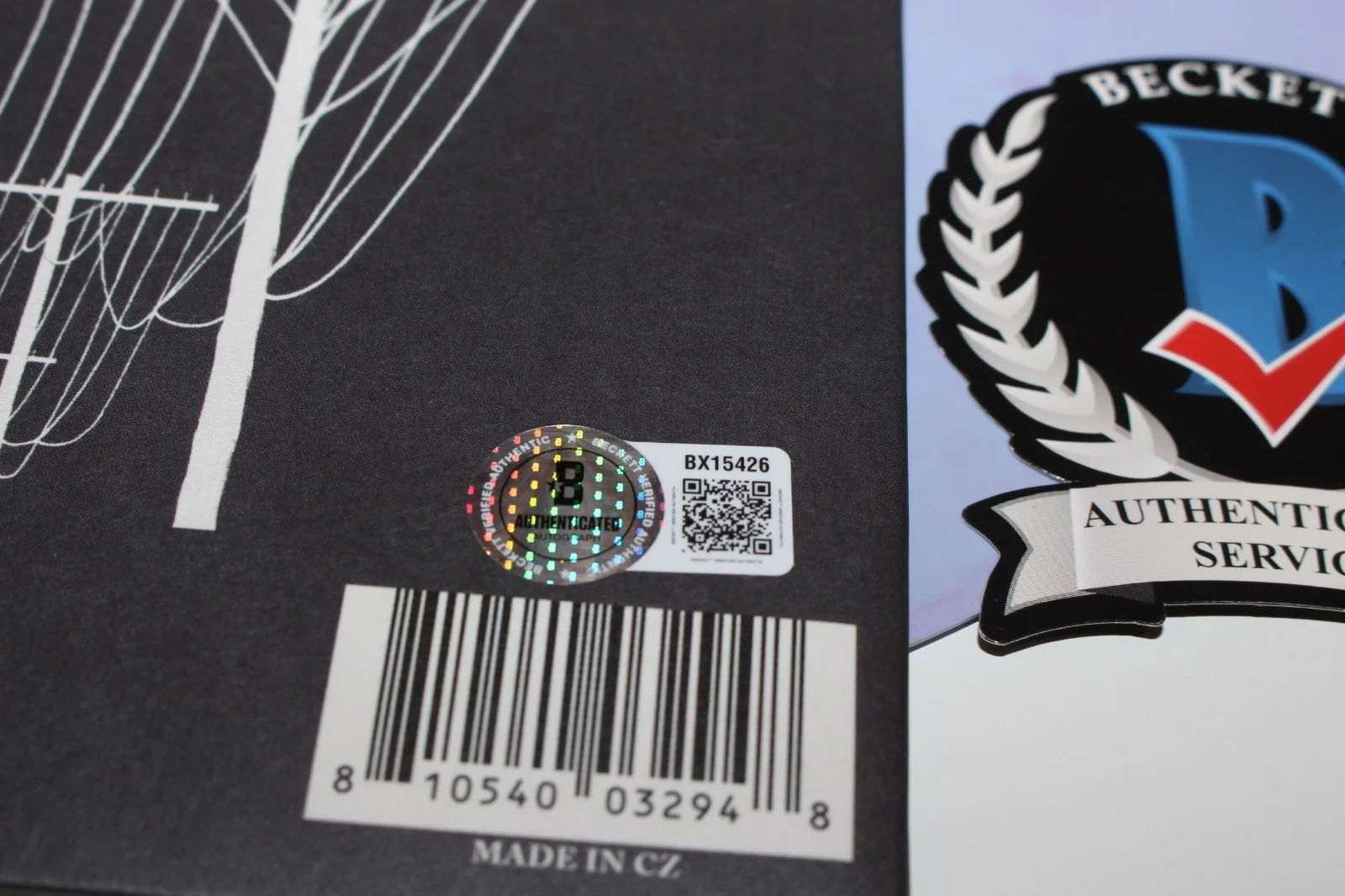 JT WOODRUFF SIGNED HAWTHORNE HEIGHTS THE RAIN FOLLOWS ALBUM VINYL BECKETT COA, изображение 3