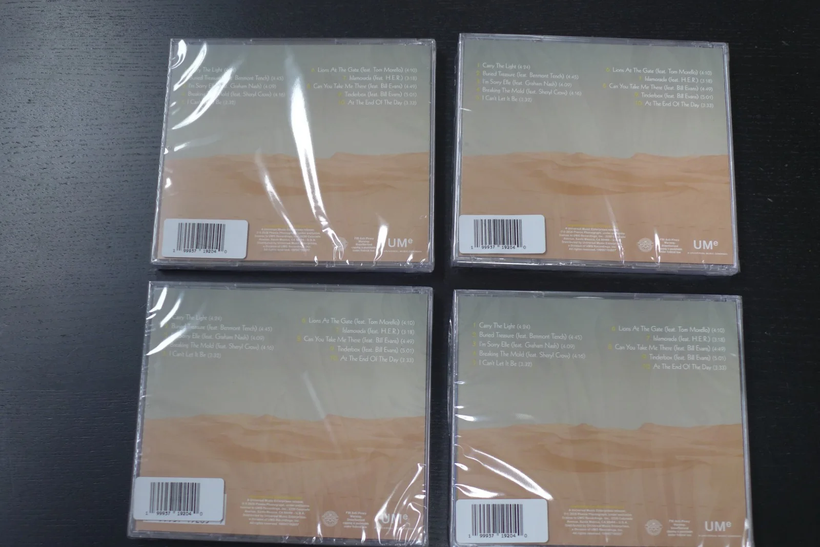 PETER FRAMPTON AUTOGRAPHED "CARRY THE LIGHT" SIGNED BOOKLET IN NEW SEALED CD, image 2