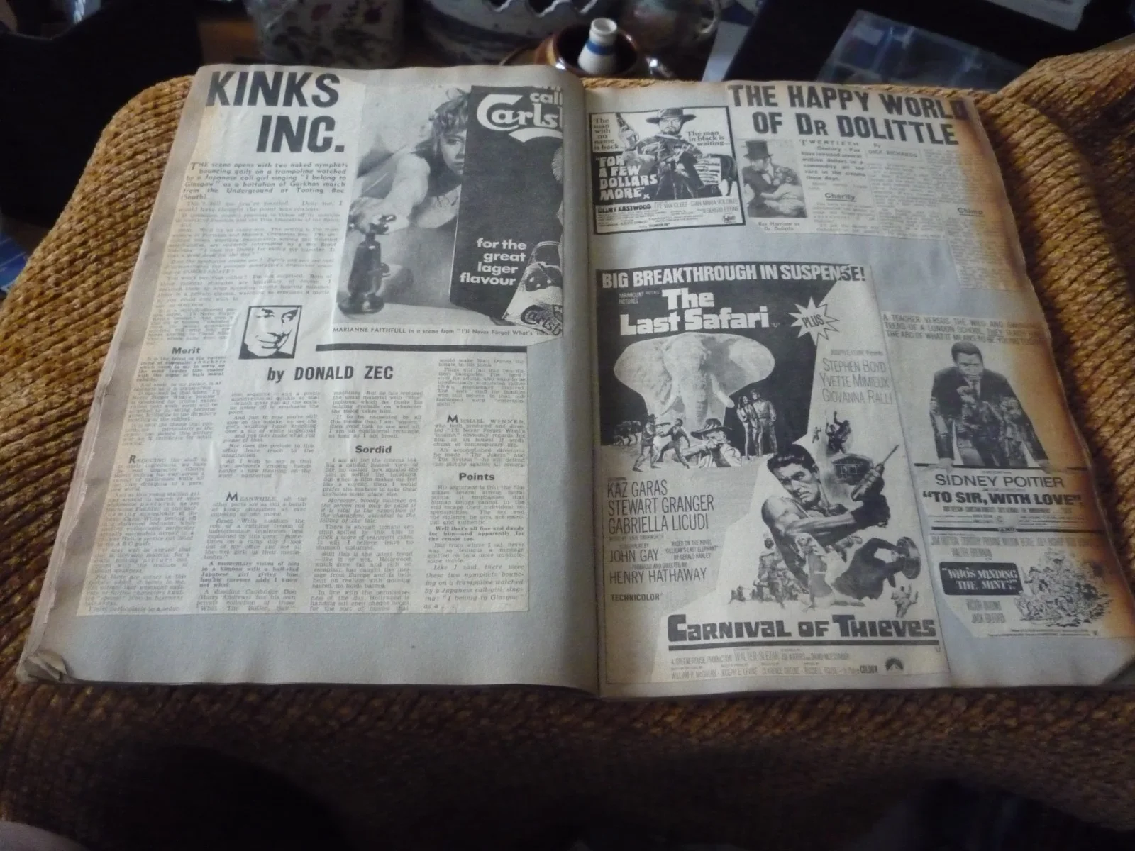 Vintage Movie Film Interest 60s Scrap Book Pictures Newspaper Cuttings Clint, изображение 5
