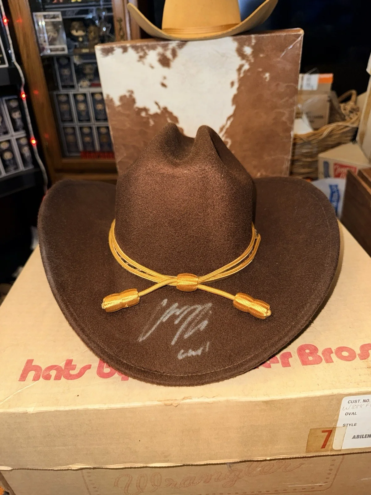 The Walking Dead Signed Hat - Chandler Riggs "Carl" With Radtke Sports COA, изображение 2