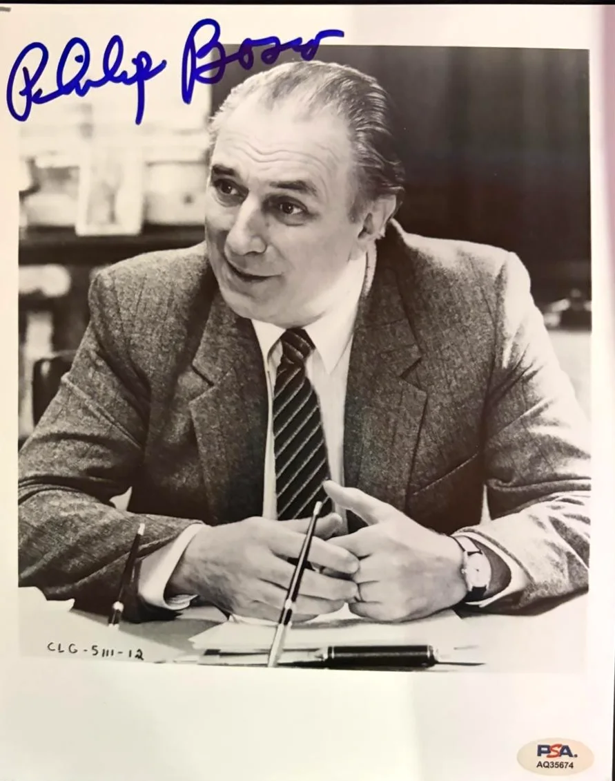 Philip Bosco — PHILIP BOSCO SIGNED AUTOGRAPHED 8X10 PHOTO LEND ME A TENOR THE SAVAGES PSA COA