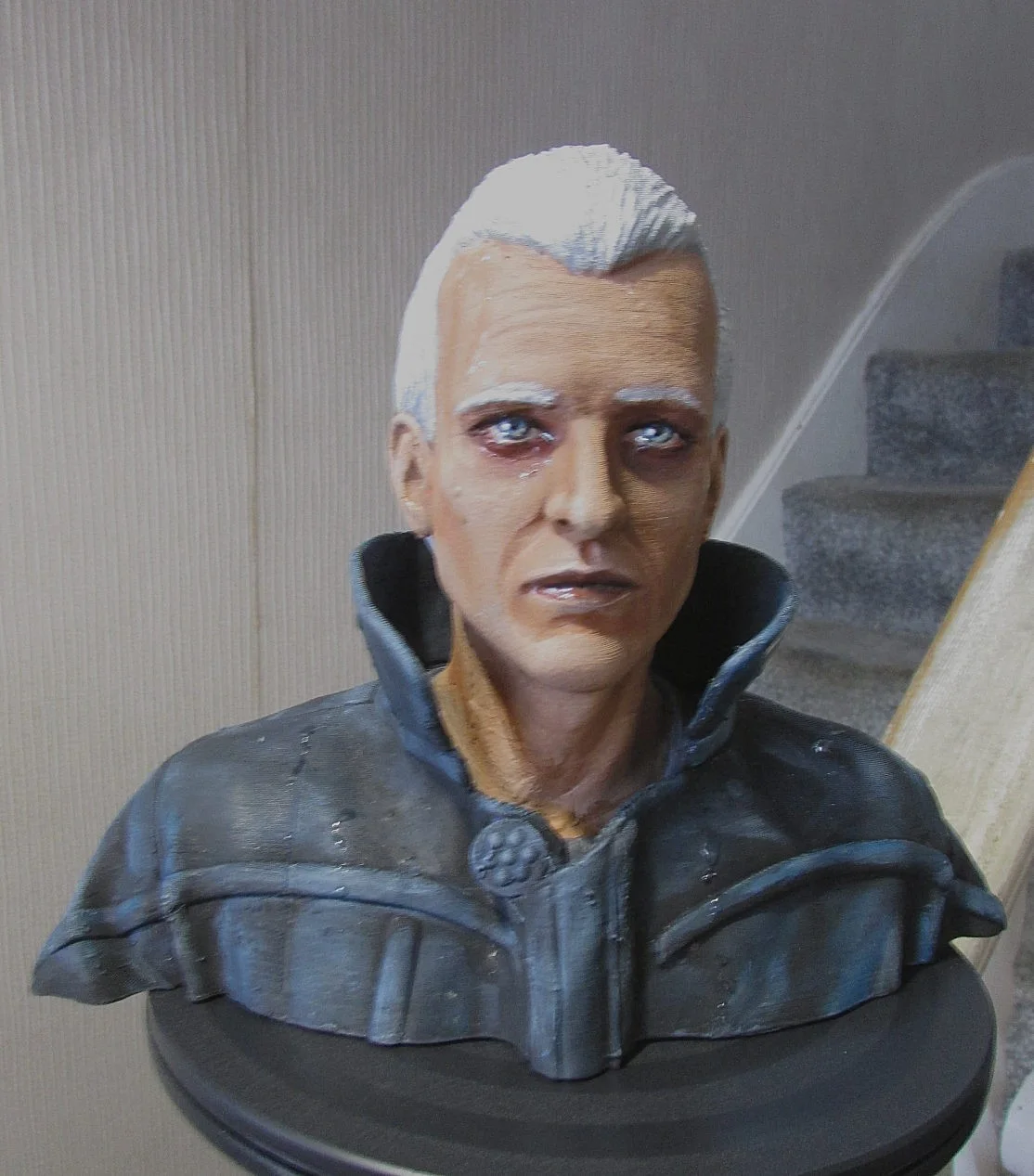 BLADE RUNNER ROY BATTY 1/3 SCALE BUST PAINTED AND FINISHED, image 3