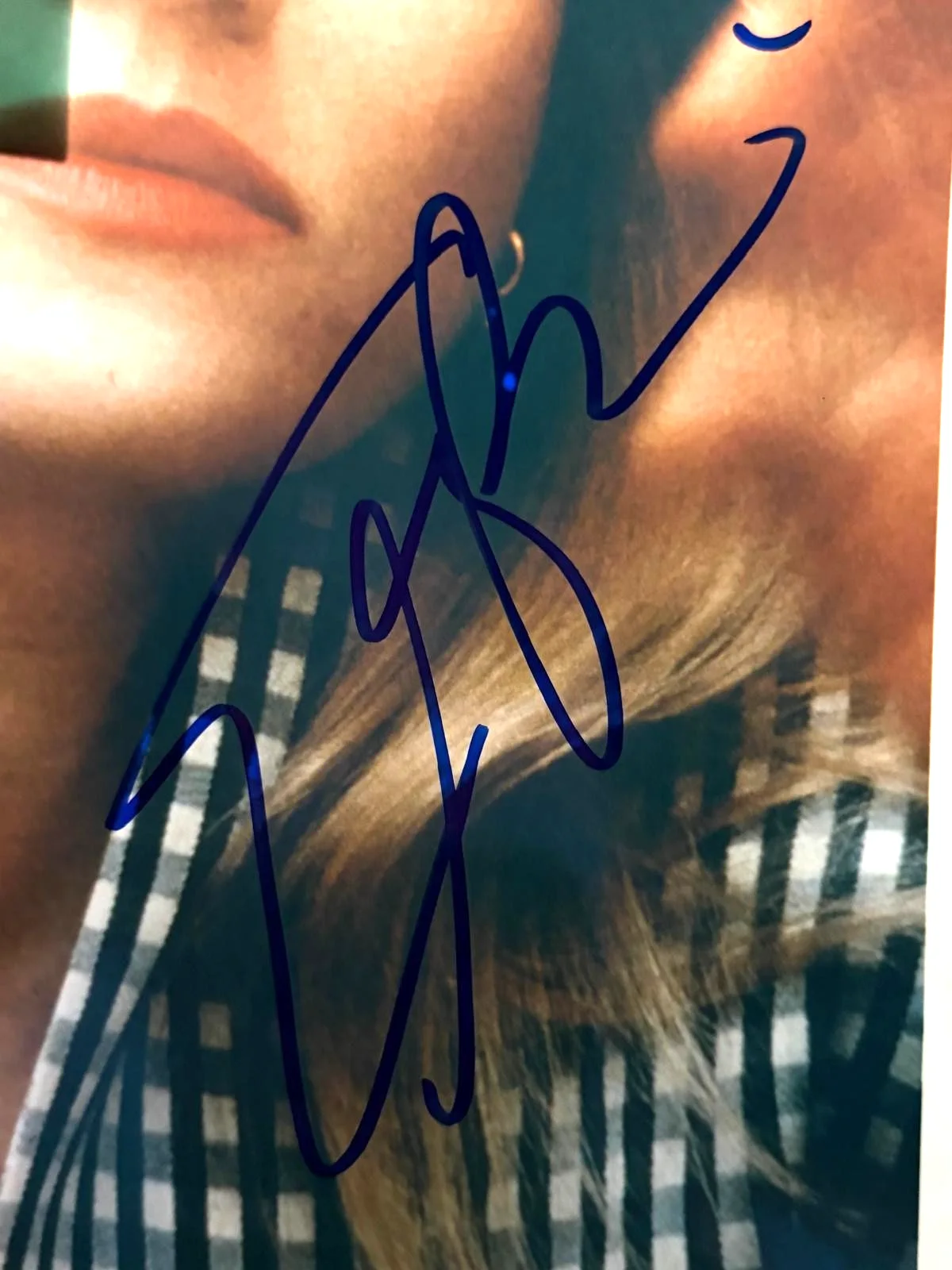 Ellen Barkin — ELLEN BARKIN SIGNED AUTOGRAPHED 8X10 PHOTO OCEANS THIRTEEN ANIMAL KINGDO PSA COA, image 3