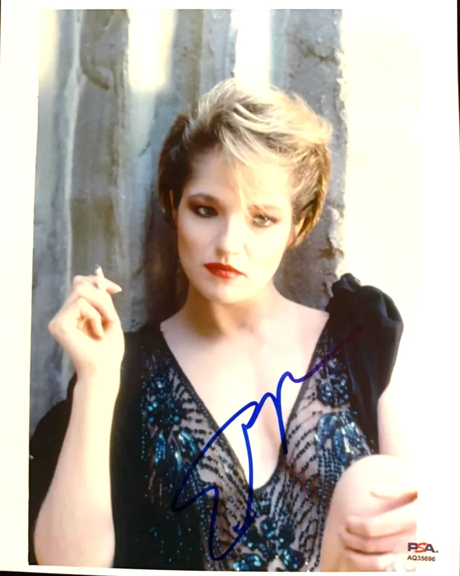Ellen Barkin — ELLEN BARKIN SIGNED AUTOGRAPHED 8X10 PHOTO ANIMAL KINGDOM INTO THE WEST PSA COA, image 2