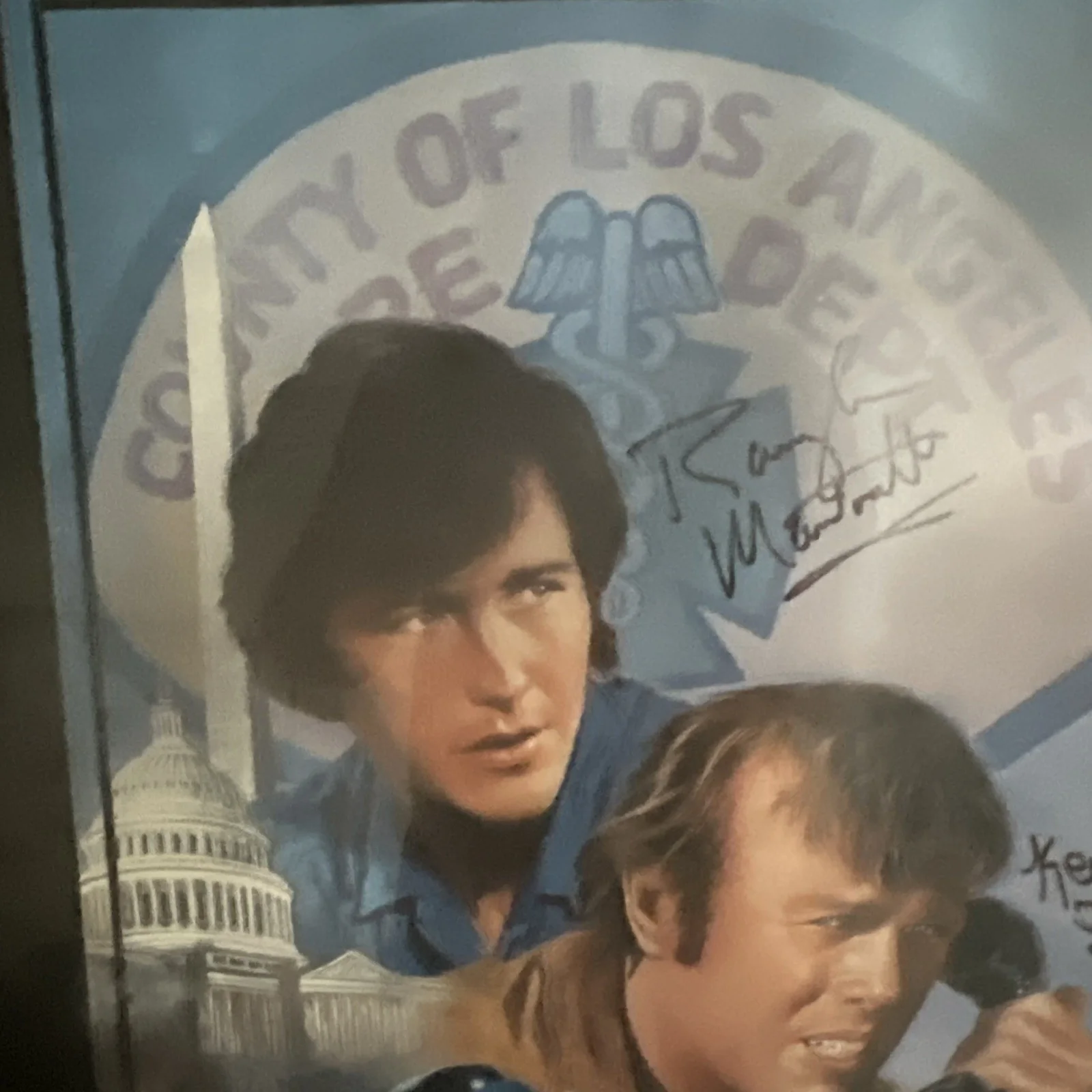 Randolph Mantooth, Kevin Tighe — EMERGENCY! 51 SQUAD 51 TV Show Poster 24x18 Autographed By Both Stars And Artist, изображение 2