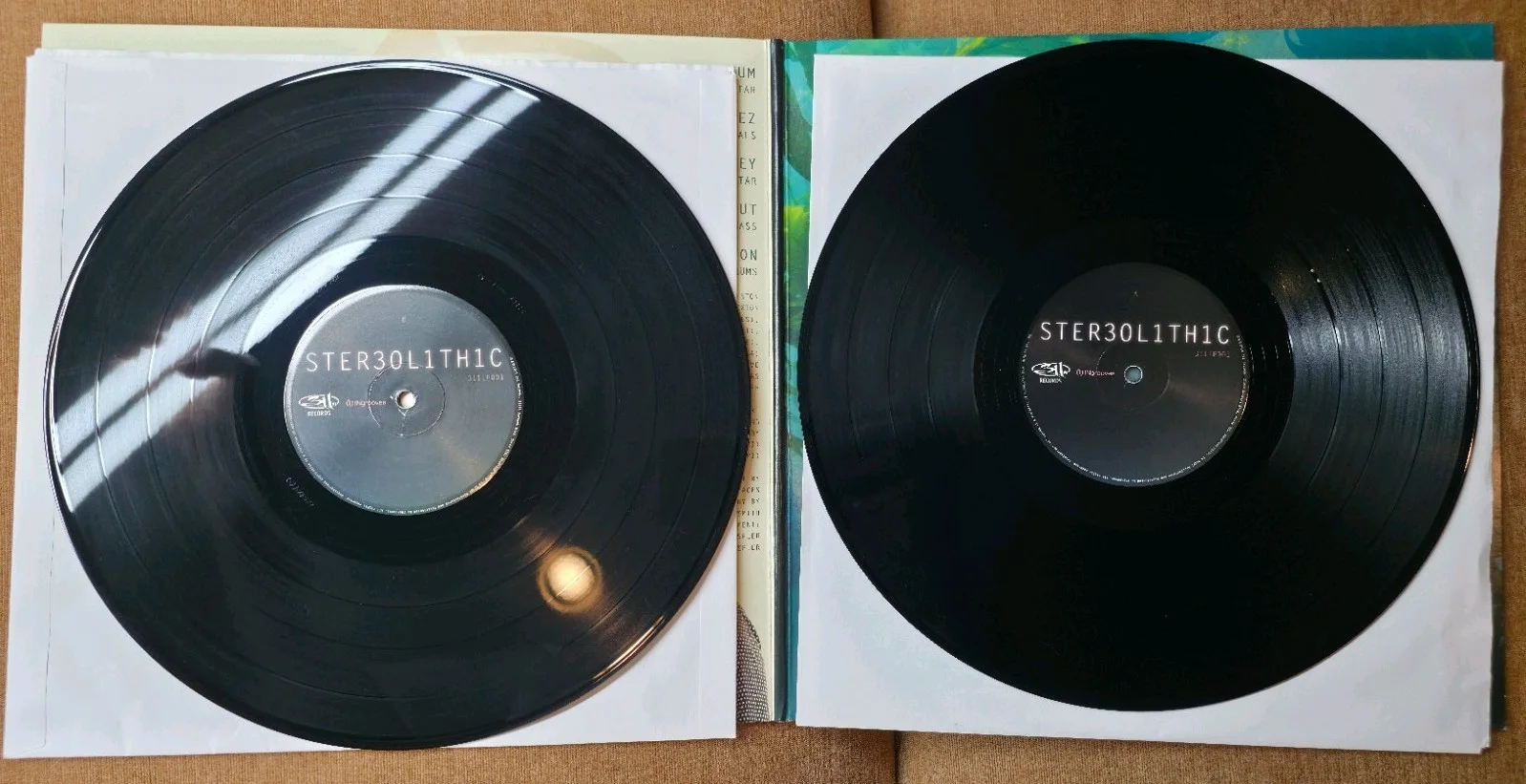 311 - STEREOLITHIC FULLY SIGNED! VINYL (Record Album) All 5 Autographs!, изображение 3