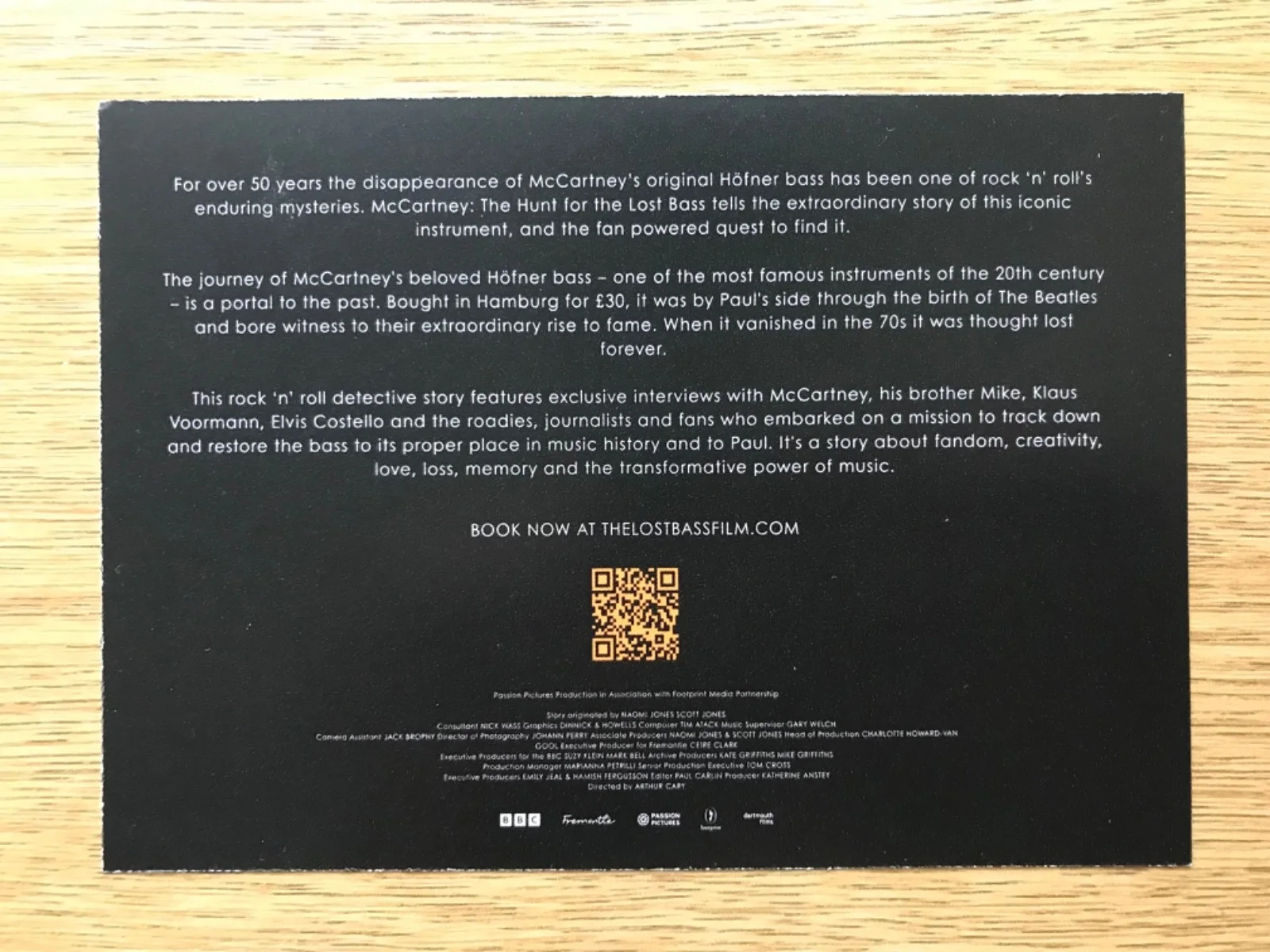 New MCCARTNEY: THE HUNT FOR THR LOST BASS (2026 Movie) PROMO POSTCARD / FLYER, изображение 2