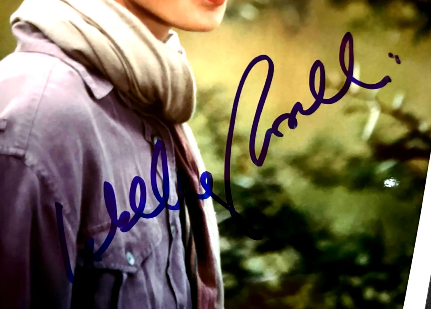 Isabella Rossellini — ISABELLA ROSSELLINI SIGNED AUTOGRAPHED 8X10 PHOTO DEATH BECOMES HER PSA COA, image 3