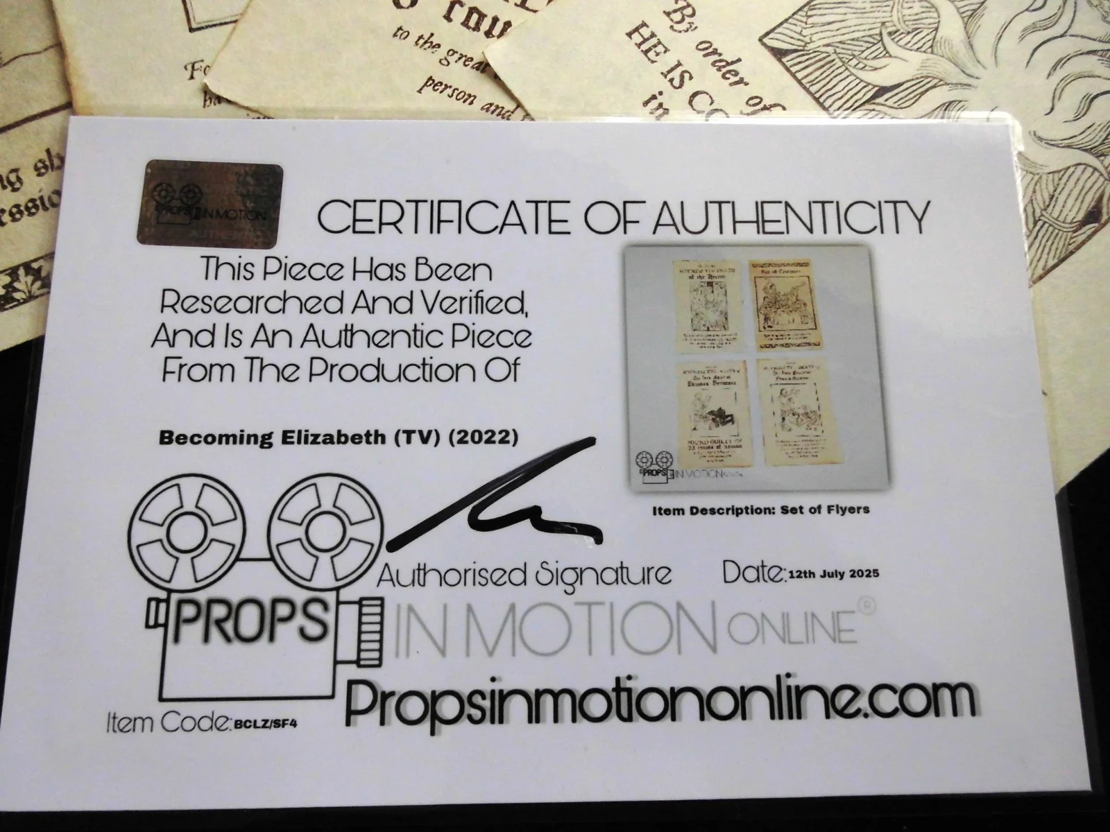 Handbills Props for 'Becoming Elizabeth' TV Show (2022) +COA - Television Series, изображение 2
