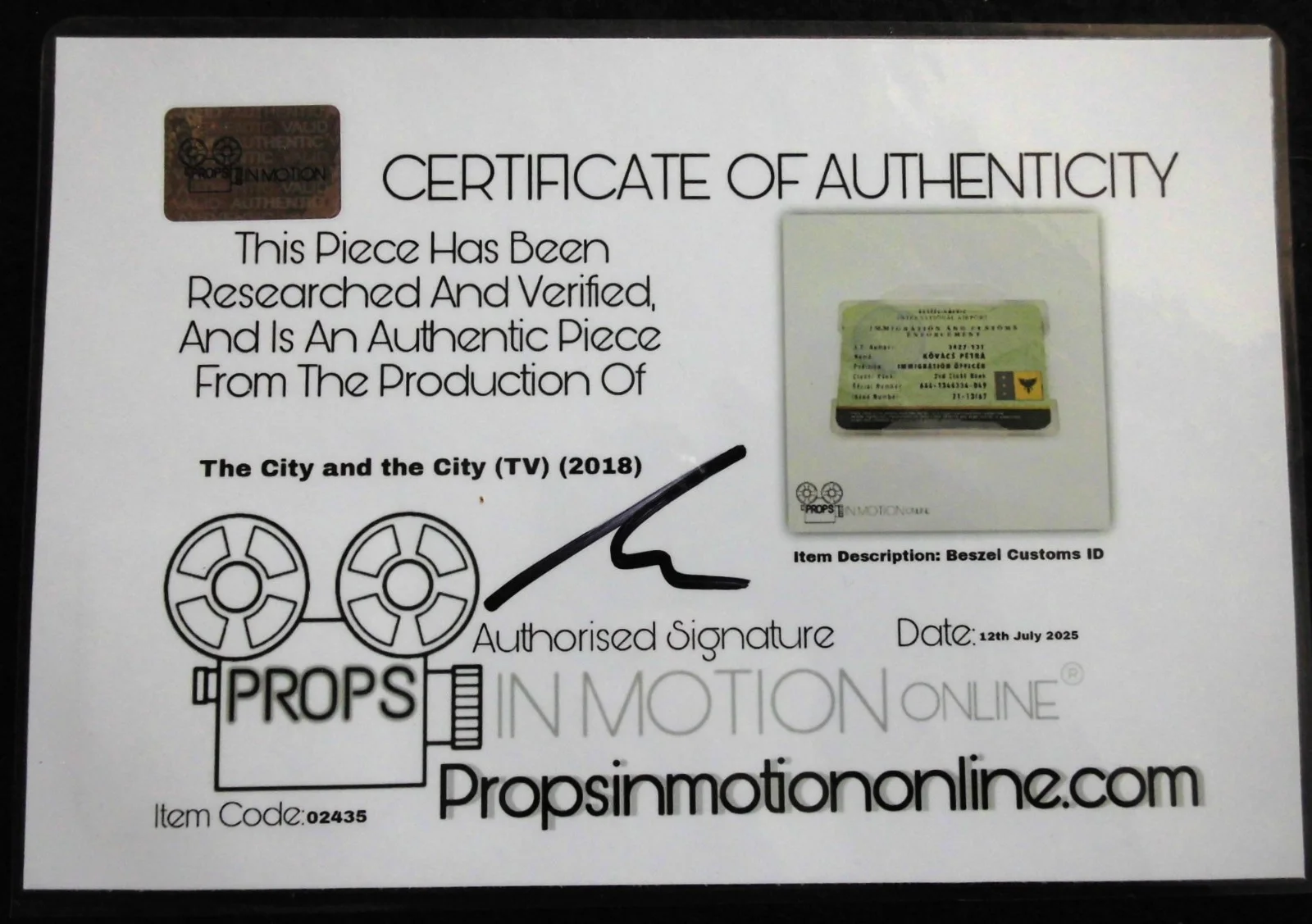 Prop ID for 'The City and the City' TV Crime Drama (2018) +COA Television Series, изображение 3