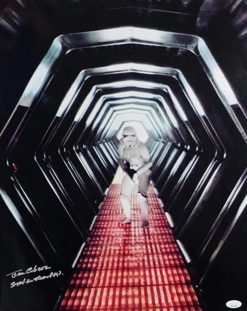 Joe Gibson — Joe Gibson Autographed Hallway 16x20 Photo w/ Stormtrooper - JSA Auth *Silver, изображение 4