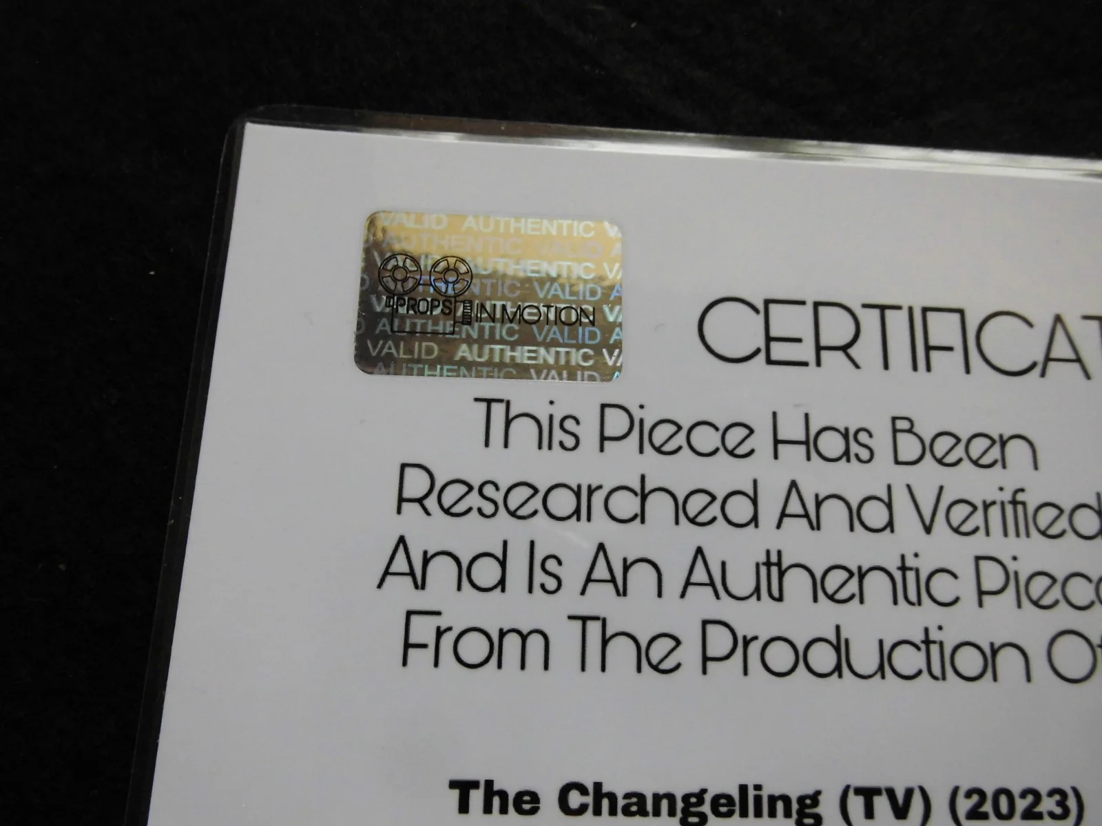 Prop Police Badge as used in 'The Changeling' TV Horror Fantasy (2023) + COA, изображение 4