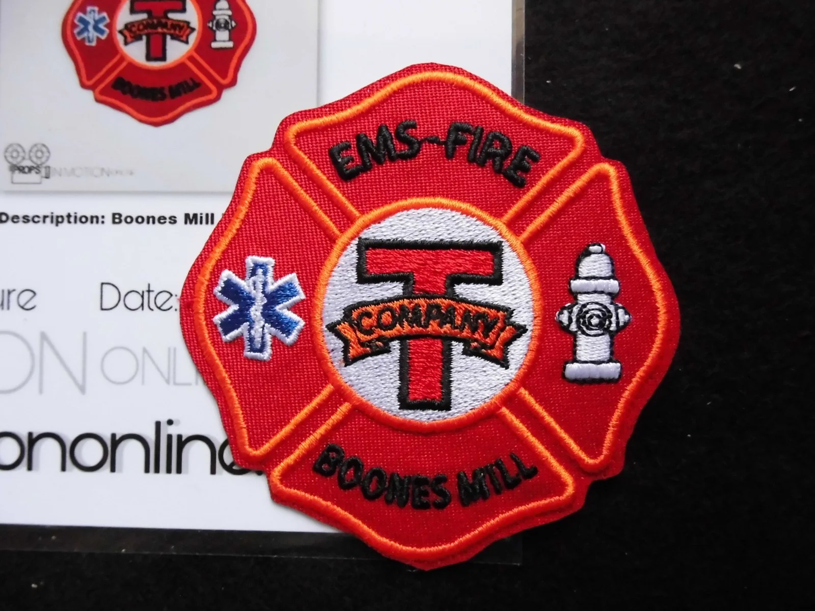 Prop EMS FIRE Badge as used in 'The Changeling' TV Horror Fantasy (2023) + COA, изображение 2