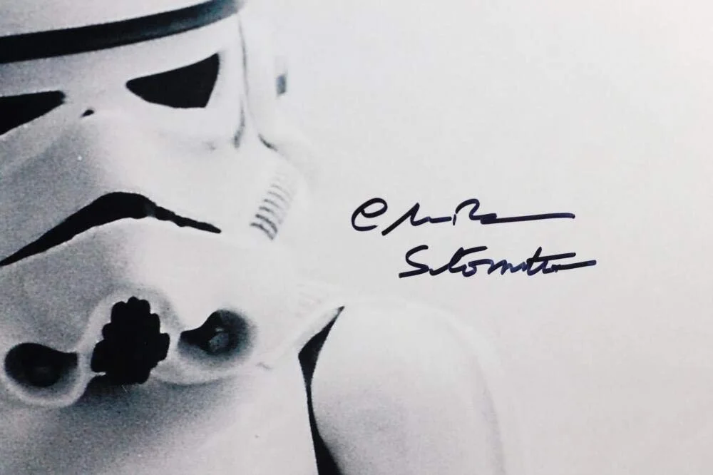 Chris Bunn — Chris Bunn Autographed Movie Still 16x20 Photo w/ Stormtrooper - JSA Auth *Black, изображение 4
