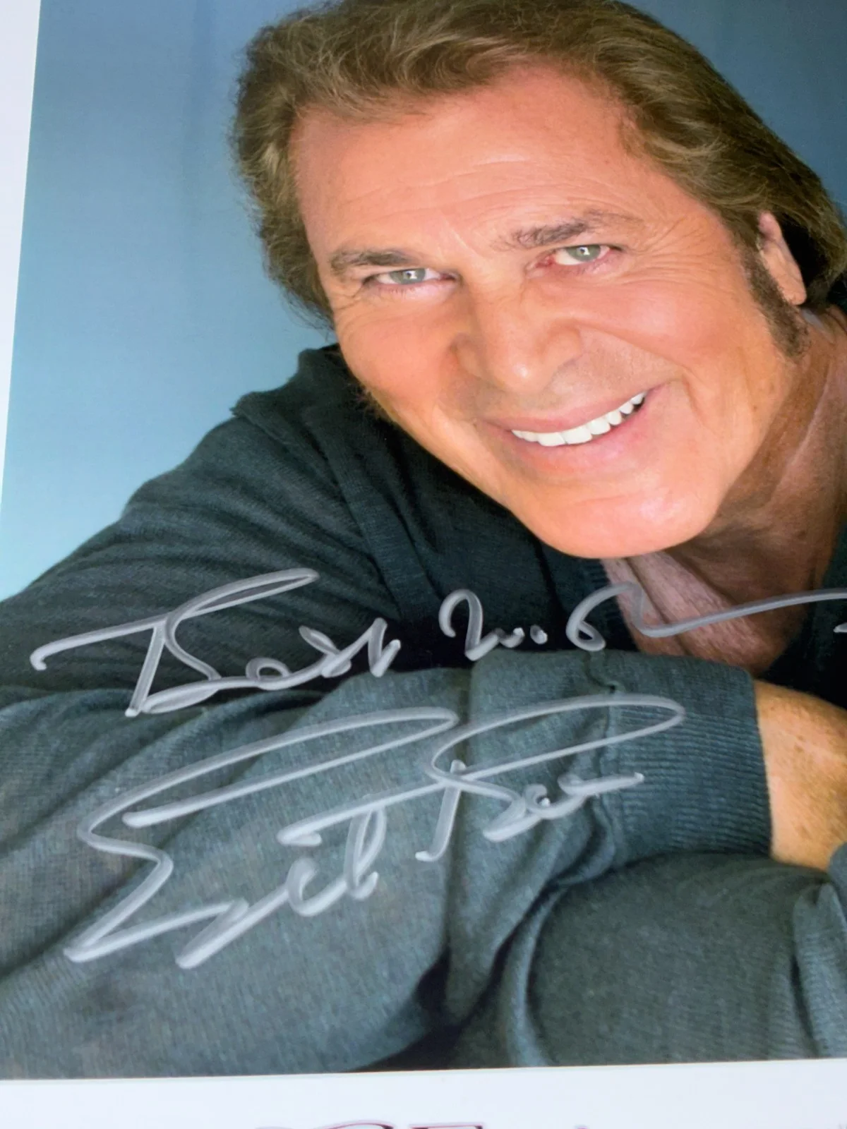 VINTAGE Engelbert Humperdinck Signed Autographed 8x10 Photo Dated 2006 Singer, изображение 2
