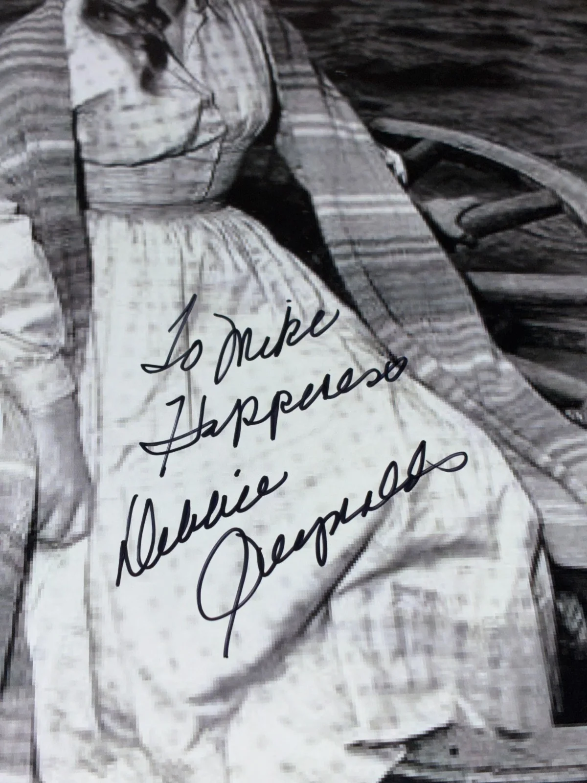 VINTAGE Debbie Reynolds Signed Autographed 8x10 Photo Personalized To Mike Happi, image 2