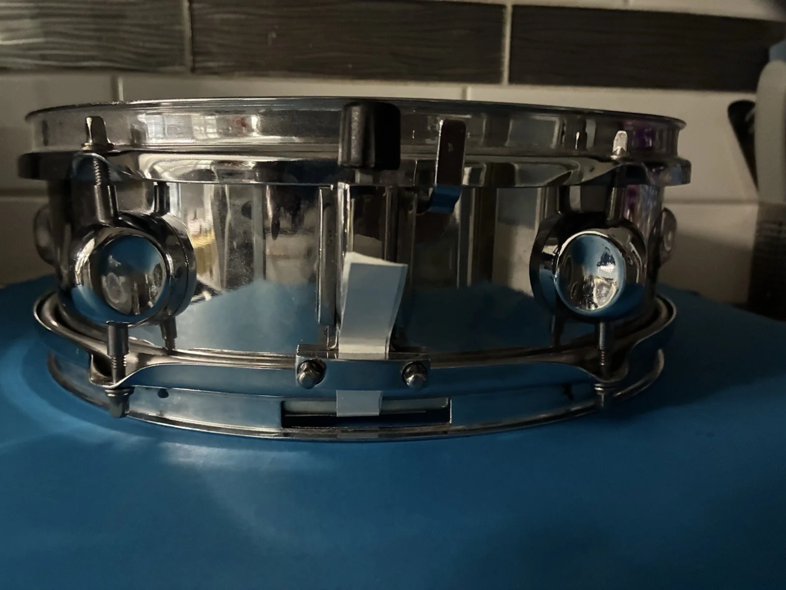 Boston Band Signed Stage Used Drumhead On Snare Drum, image 3