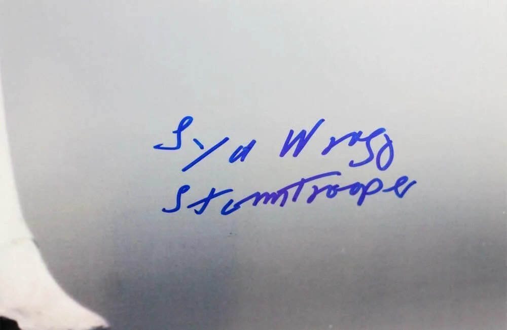 Syd Wragg — Syd Wragg Signed Sideways Full Body 16x20 Photo w/ Stormtrooper - JSA Auth *Blue, изображение 2