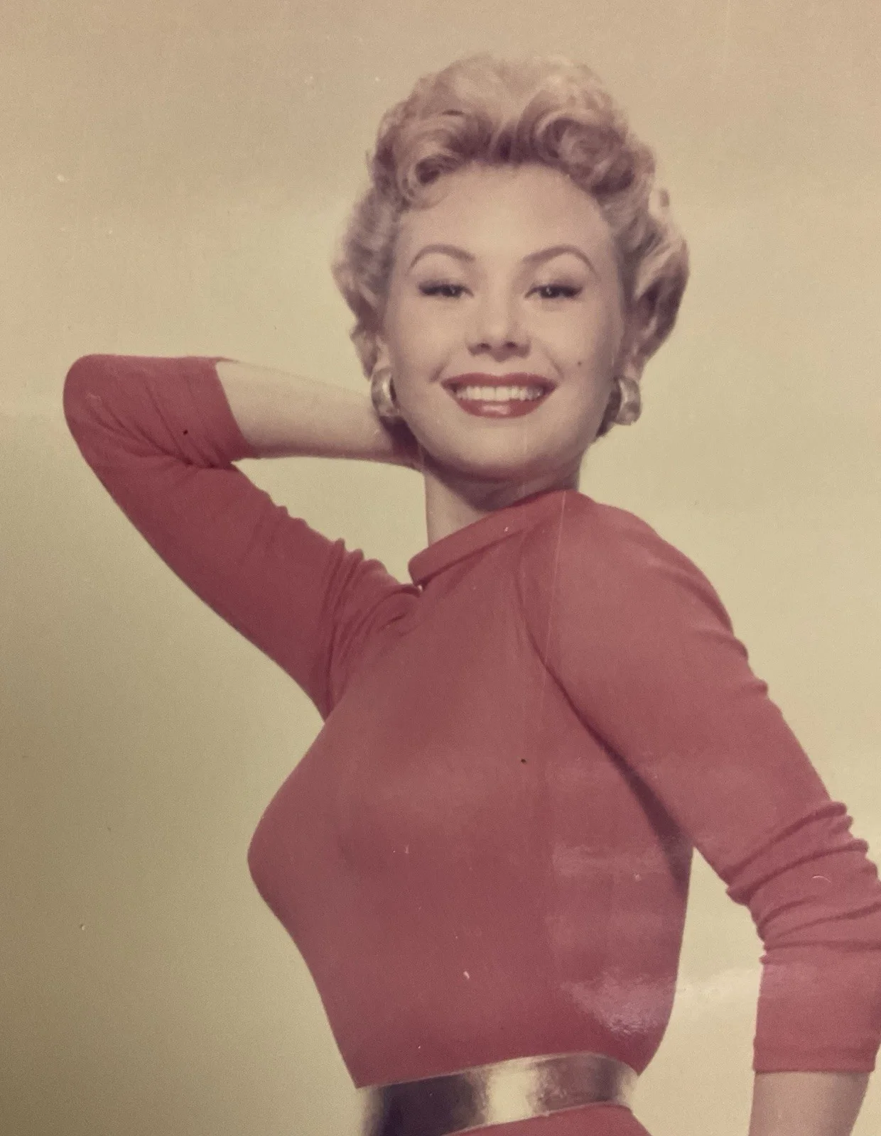 MITZI GAYNOR AUTOGRAPHED PHOTO; Color; No CoA; Excellent, изображение 3