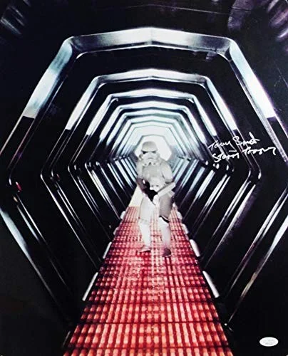 Tony Smart — Tony Smart Autographed Hallway 16x20 Photo w/ Stormtrooper - JSA Auth *Silver, изображение 3