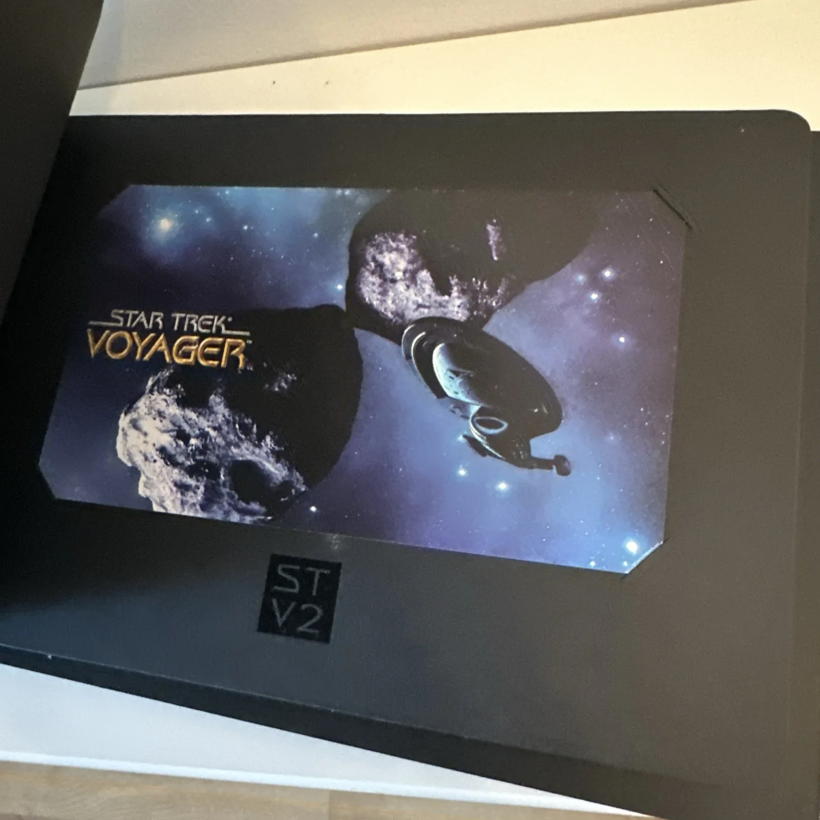Star Trek voyager Postcard Album Complete Collectible, изображение 2