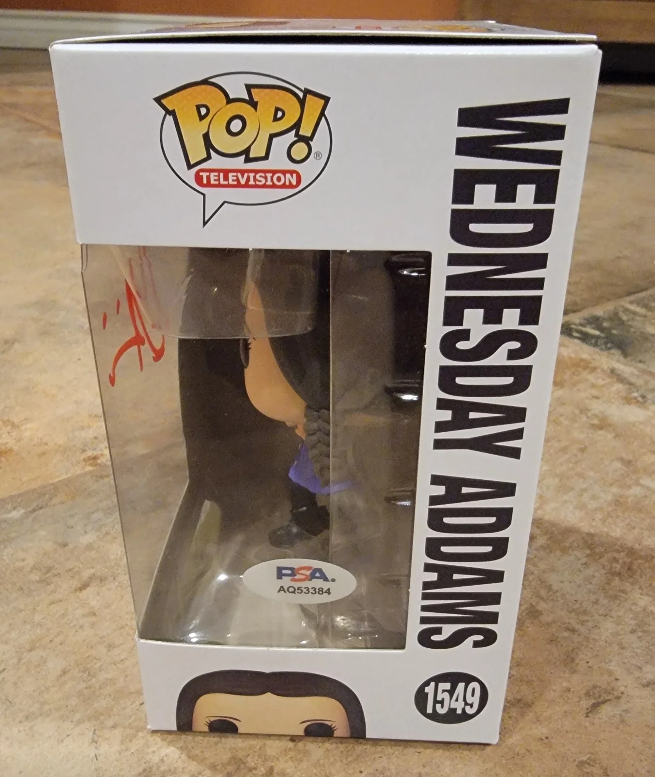 Christina Ricci — Christina Ricci signed Funko Pop 1549 The Addams Family Wednesday PSA DNA red, изображение 2