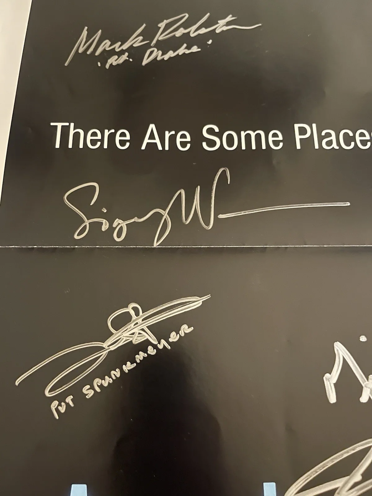 Sigourney Weaver, Carrie Henn, Michael Biehn, Bill Paxton — Signed Aliens Original One Sheet Sigourney Weaver Bill Paxton Paul Reiser (COAs), изображение 4