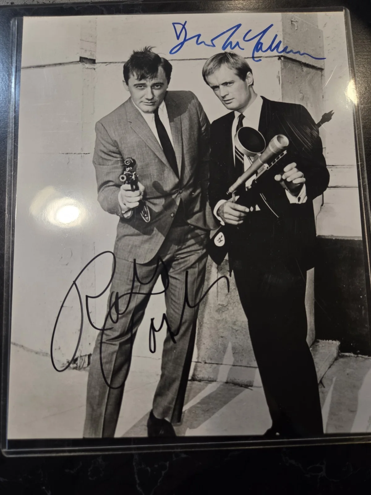 AUTOGRAGHED PHOTO "THE MAN FROM U.N.C.L.E., image 2