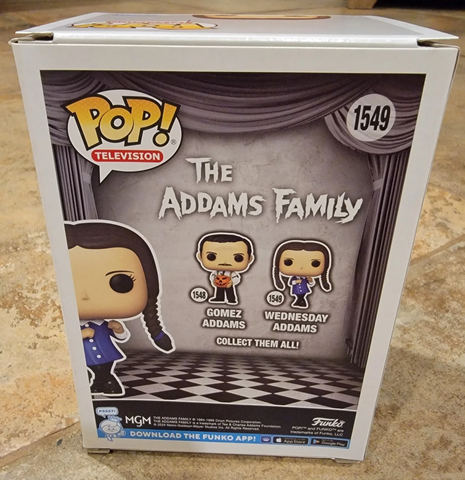 Christina Ricci — Christina Ricci signed Funko Pop 1549 The Addams Family Wednesday PSA DNA yellow, изображение 3