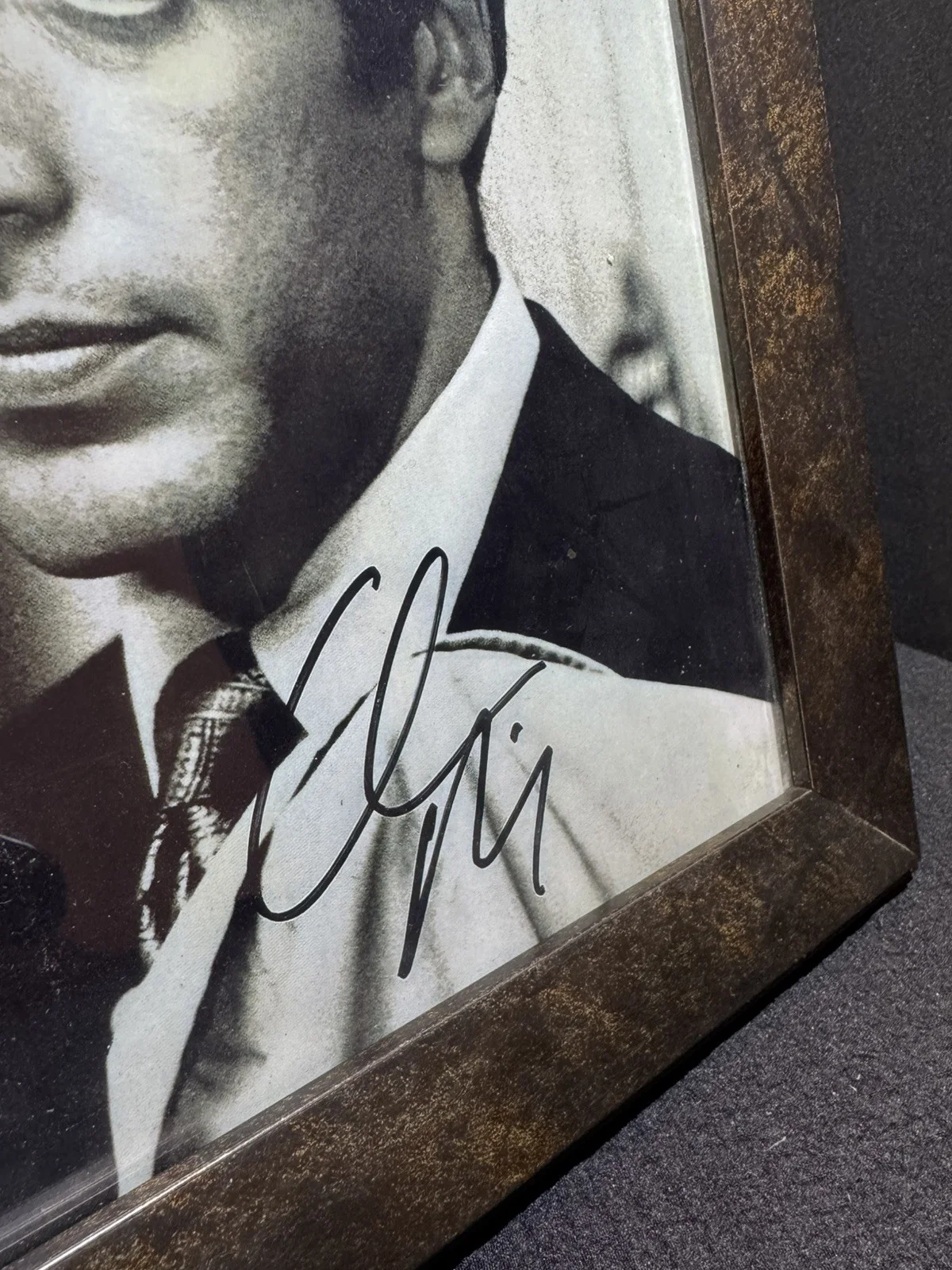Framed Al Pacino Signed Classic Godfather B&W Photo - No COA, изображение 2