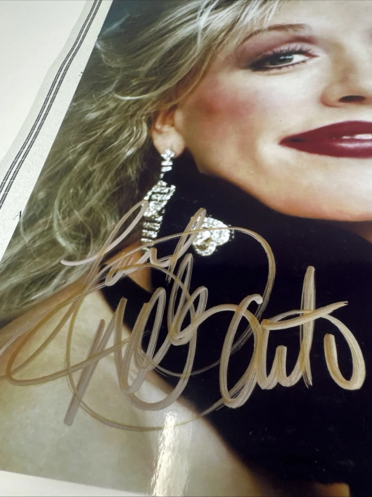 DOLLY PARTON Autographed 8.5 x 11 Hand Signed Photo COA Gold Pen headshot early, изображение 4