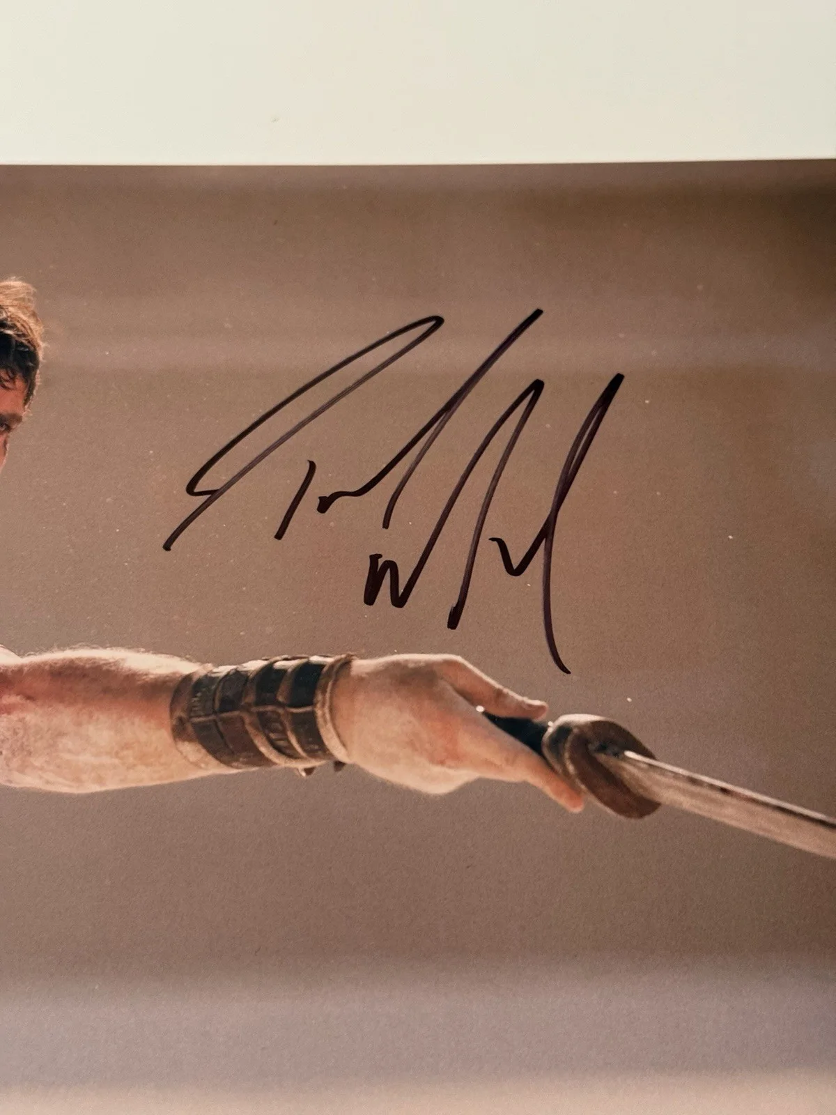 Paul Mescal — Paul Mescal Signed 11x14 Photo Gladiator II Autograph Beckett COA RIDLEY SCOTT, изображение 2
