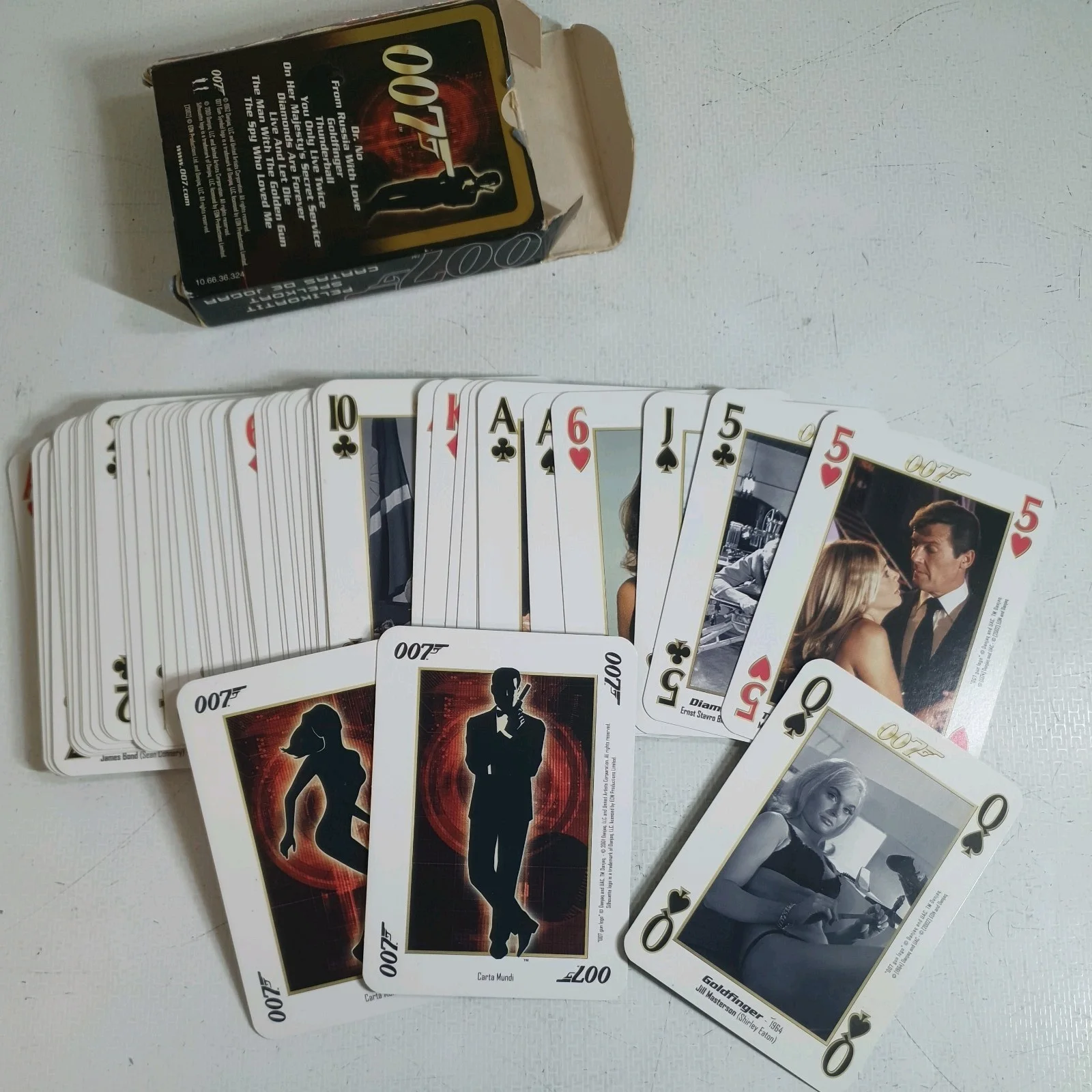 James Bond 007 Movie Playing Cards Carta Mundi Films 1-10, изображение 5